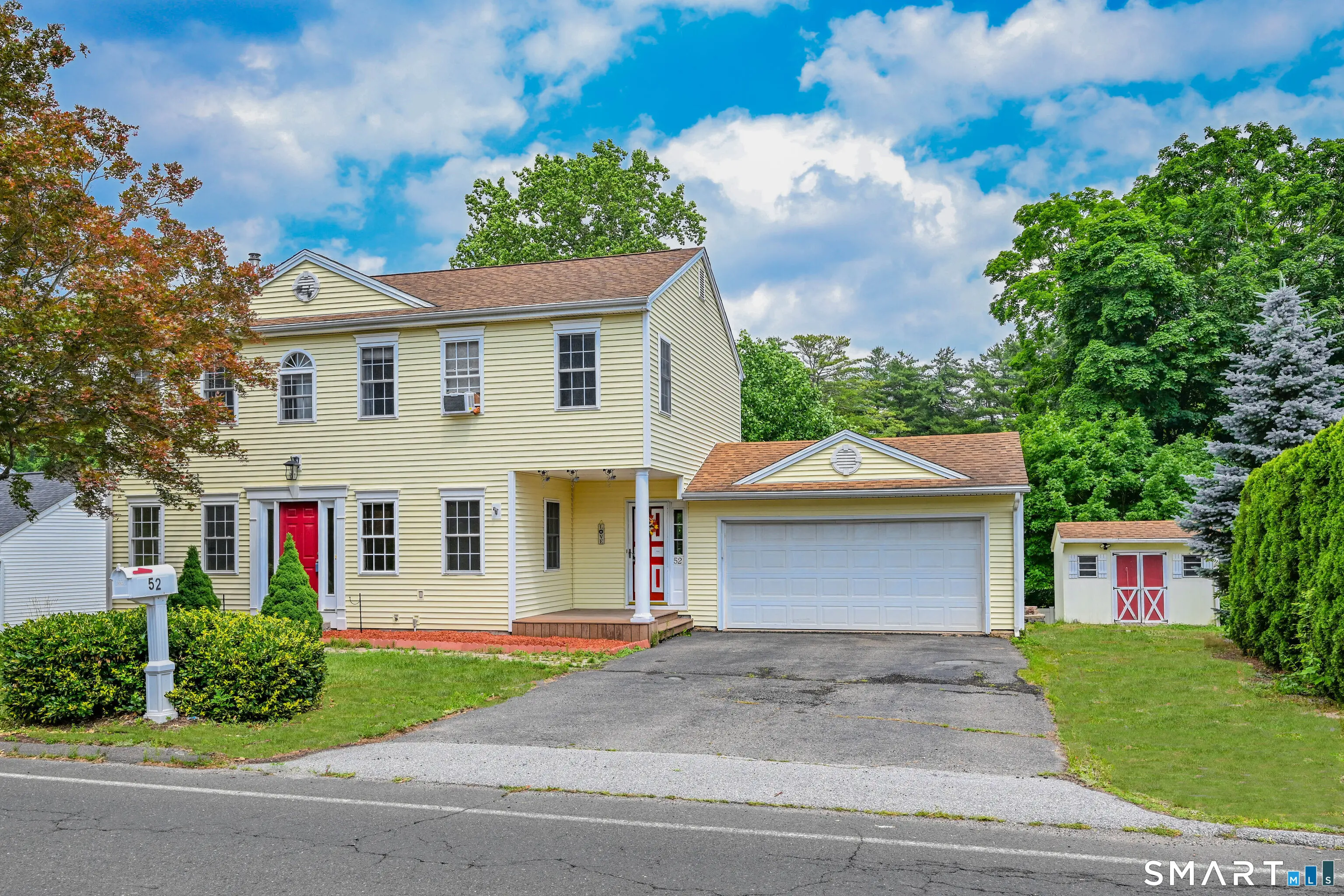 52 Monce Road, Burlington