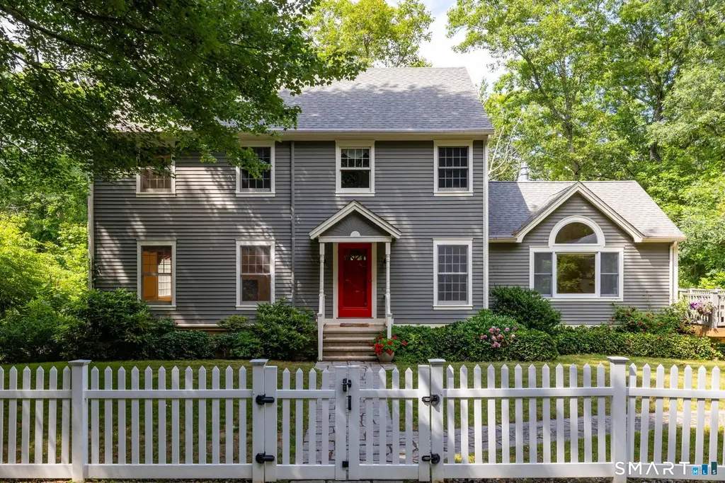 91 Whippoorwill Hollow Road, East Hampton