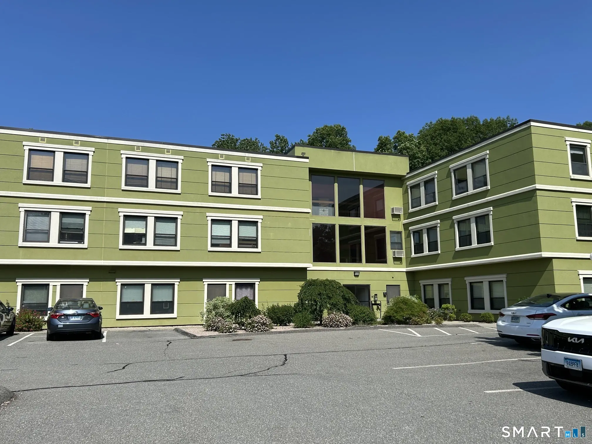 495 Gold Star Highway 200, Groton