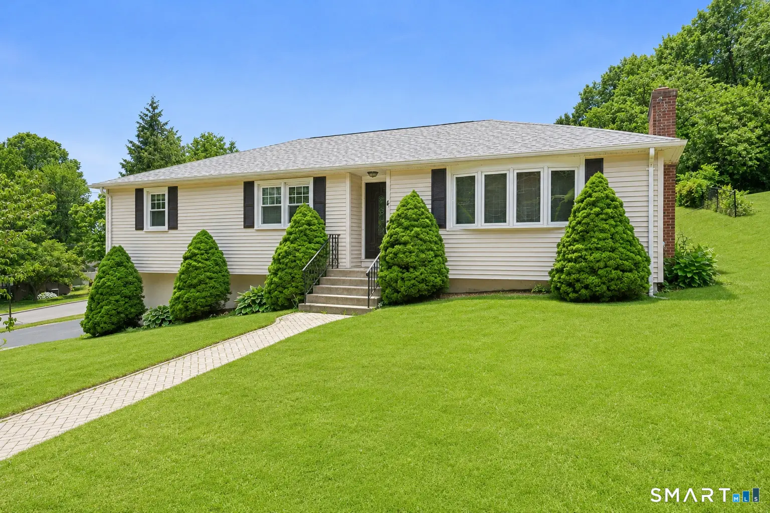 4 Pierson Drive, West Haven