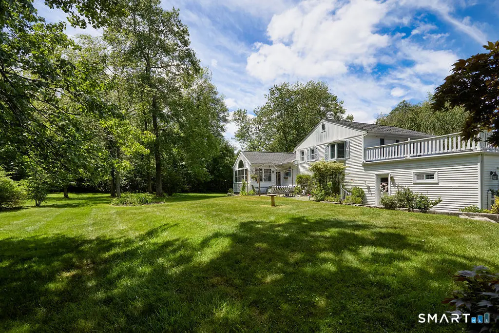 32 Lincoln Lane, Ridgefield