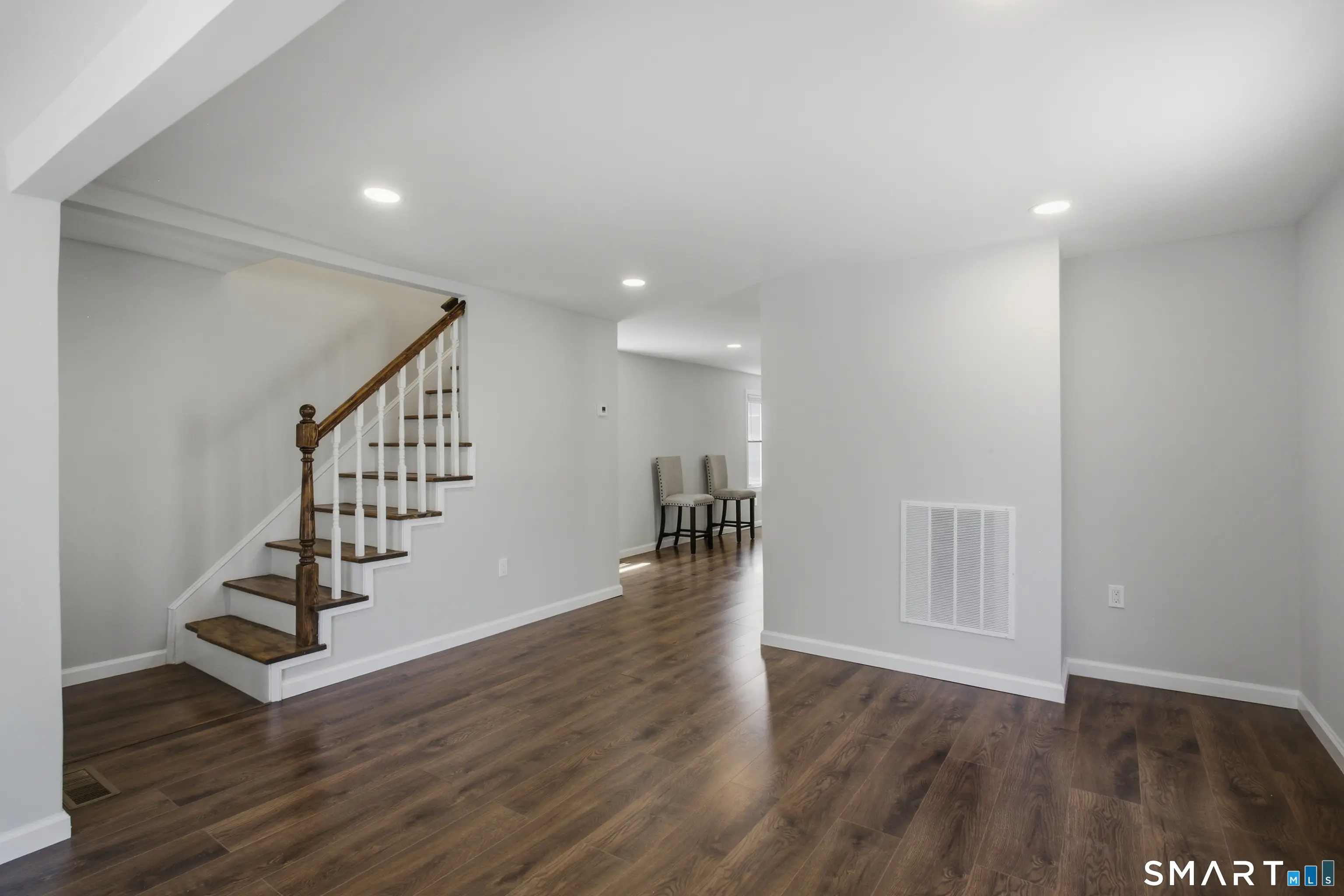 11 Bell Street, Bridgeport
