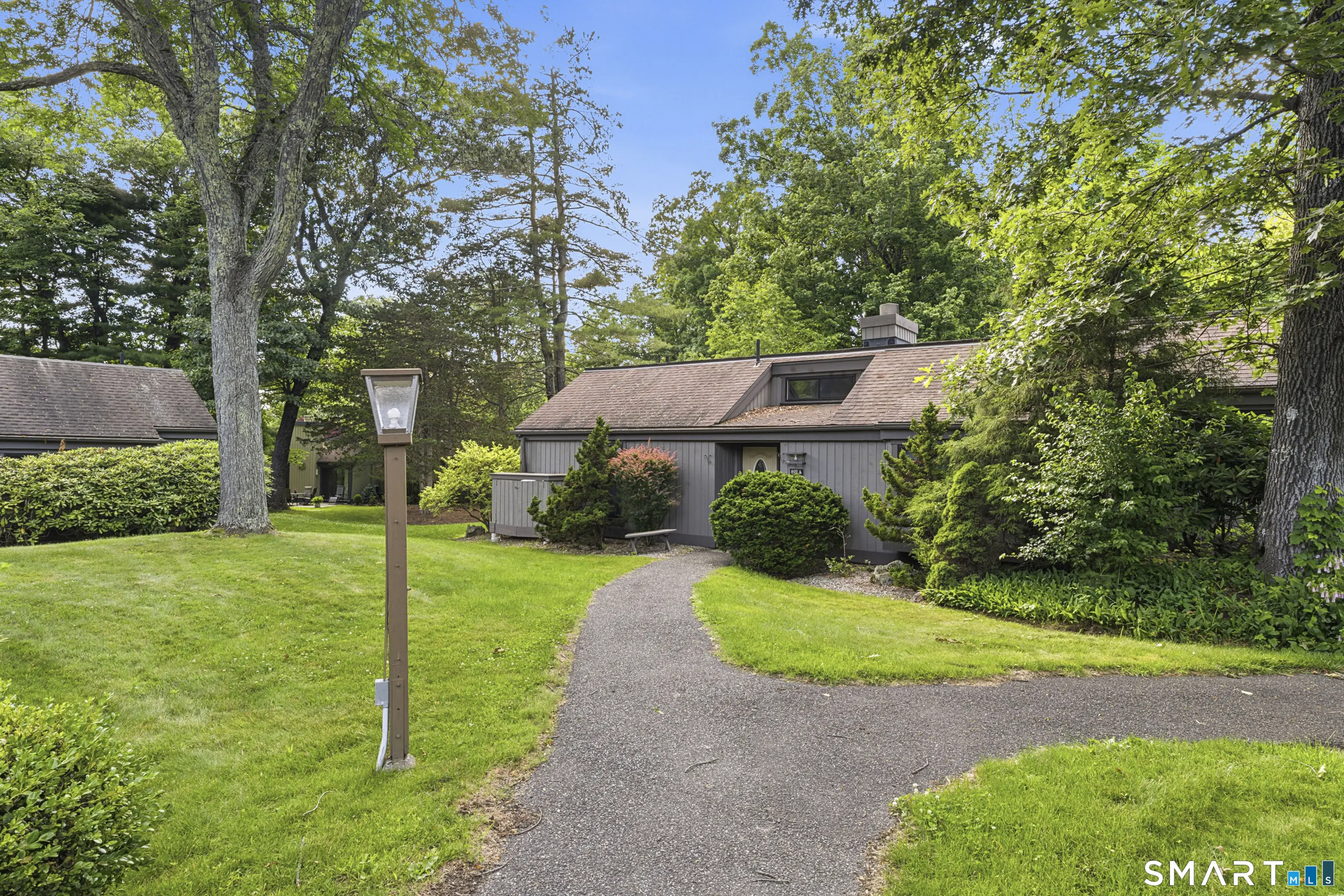 892 Heritage Village A, Southbury
