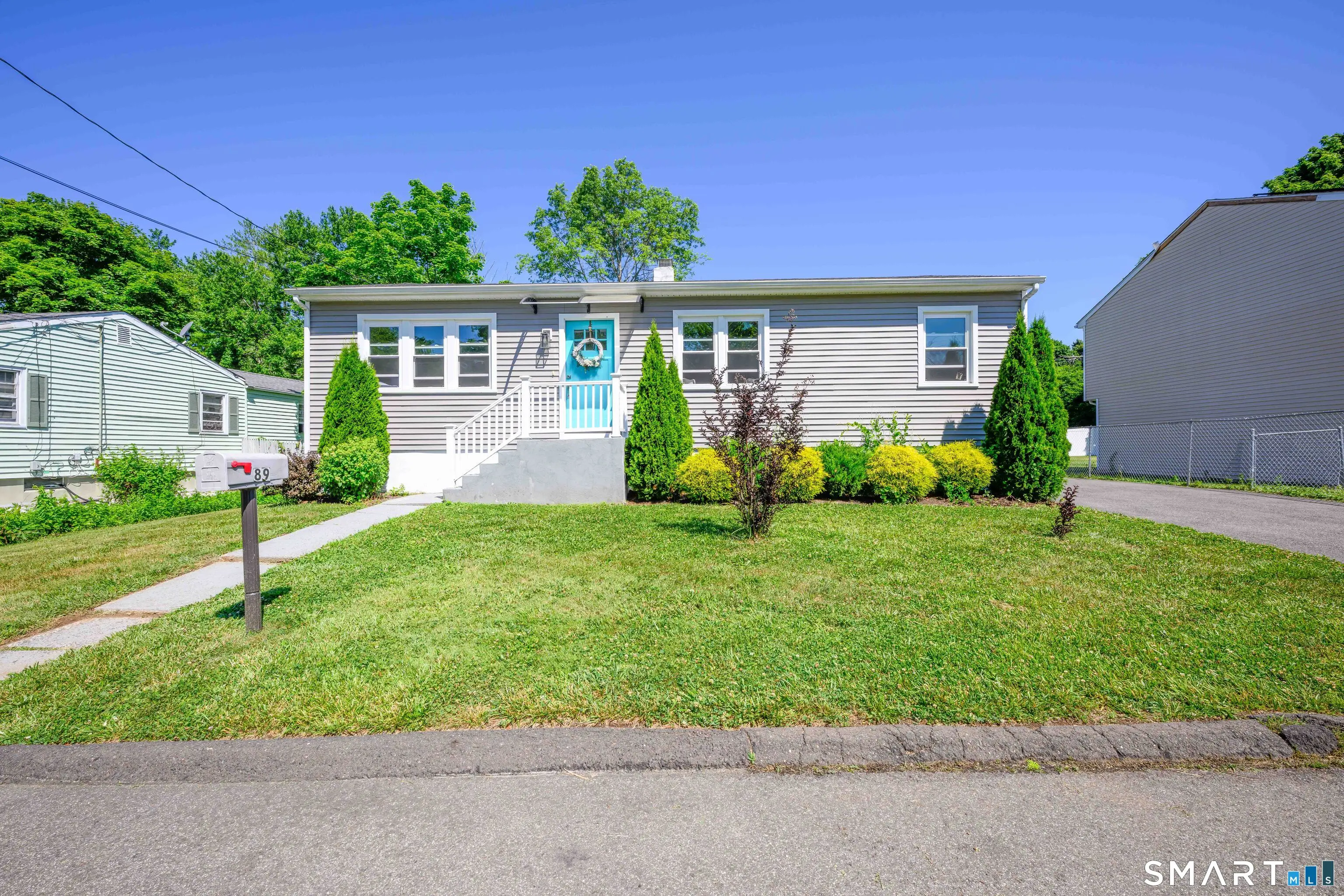 89 Ogden Street, West Haven