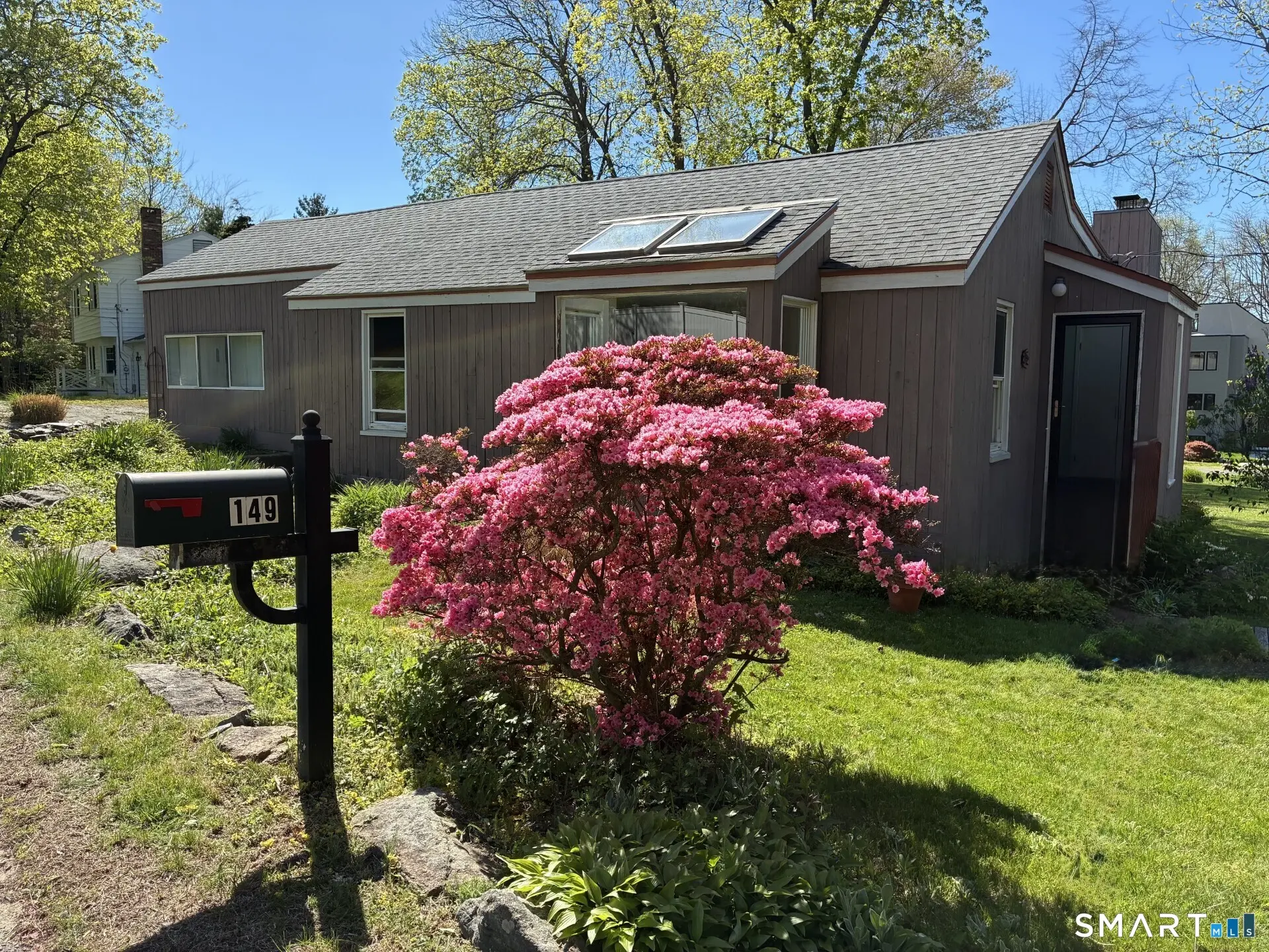 149 Old Sachems Head Road, Guilford