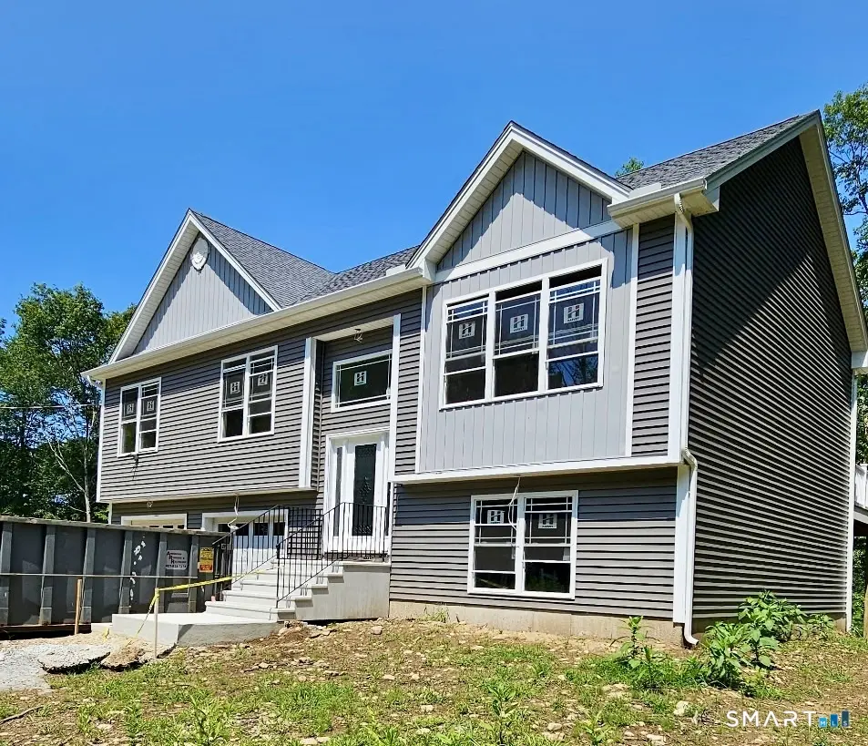874 Brook Road, Hampton