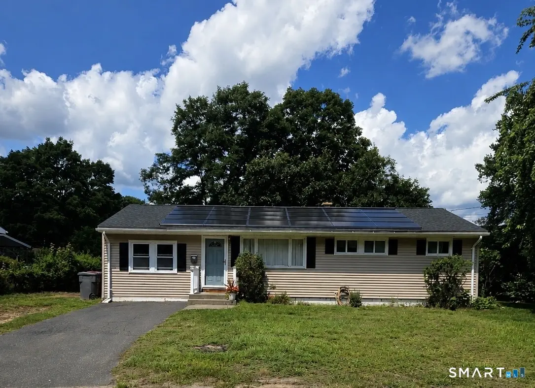 198 Beacon Manor Road, Naugatuck
