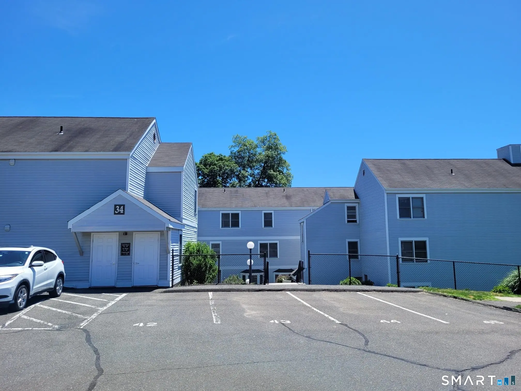55 Mill Plain Road 34-3, Danbury