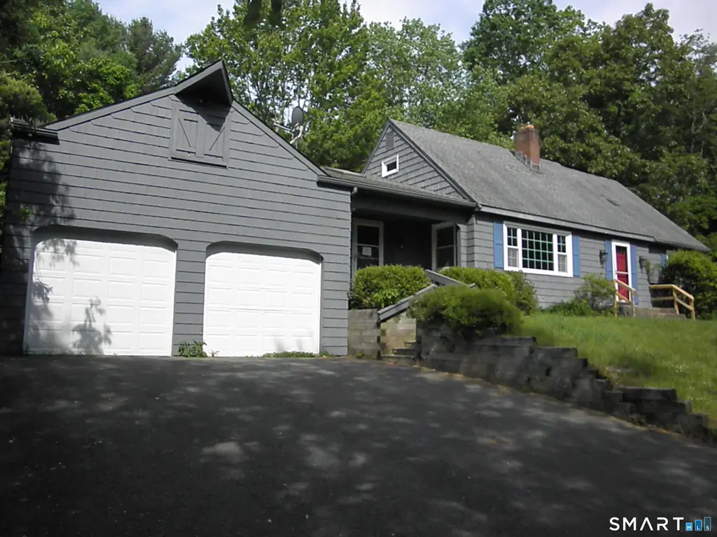 323 Jones Hollow Road, Marlborough