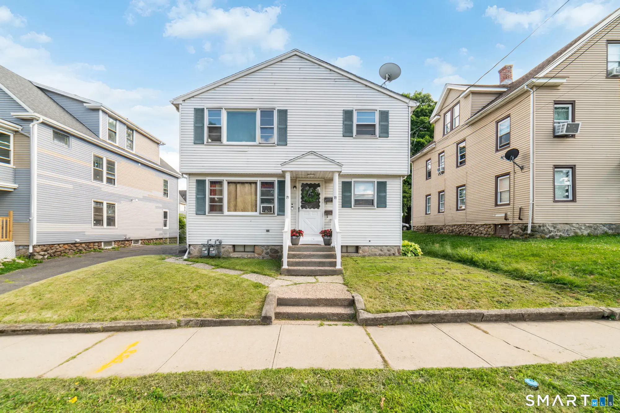 75 Lawndale Avenue, Bristol