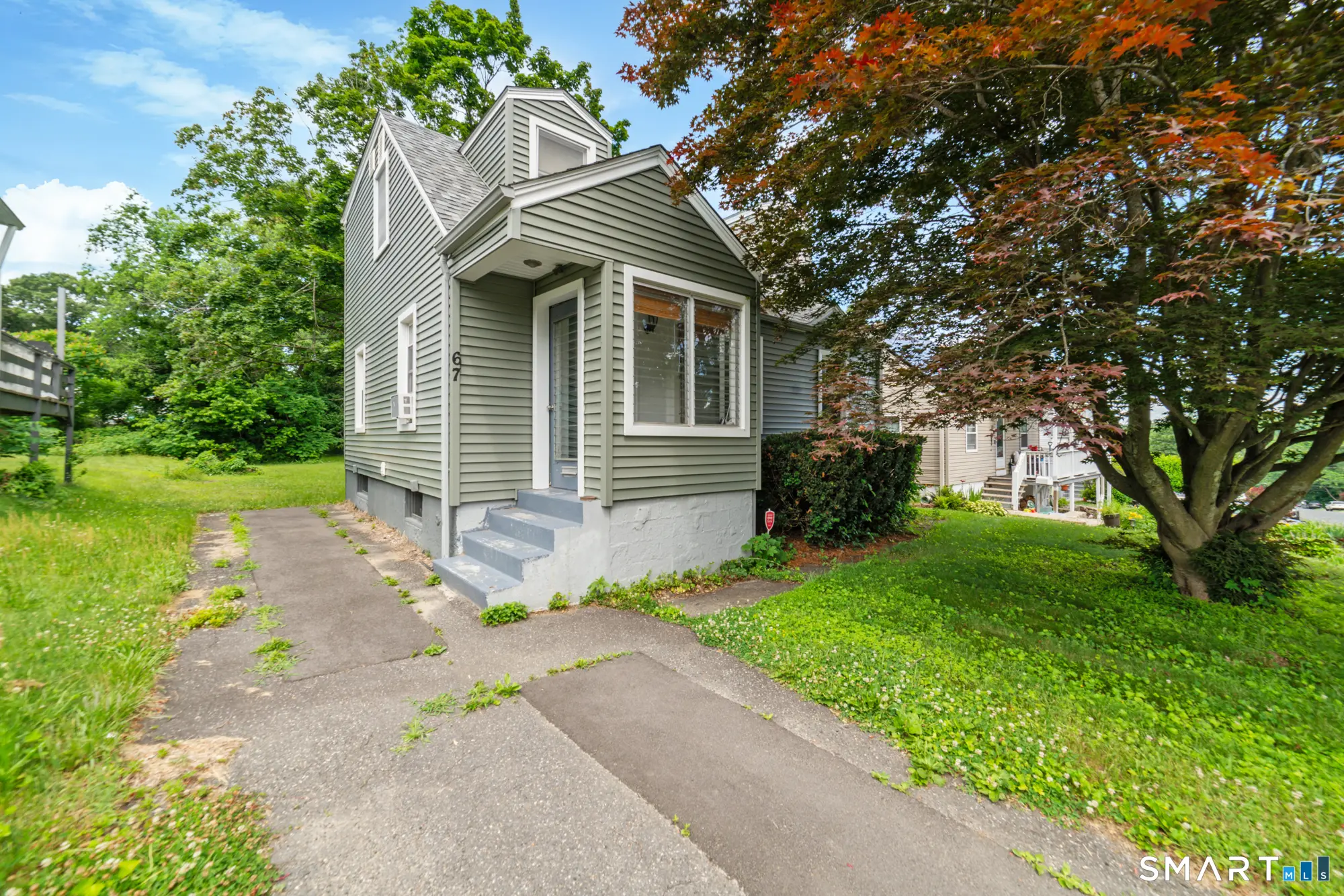 67 Macarthur Drive, Waterbury
