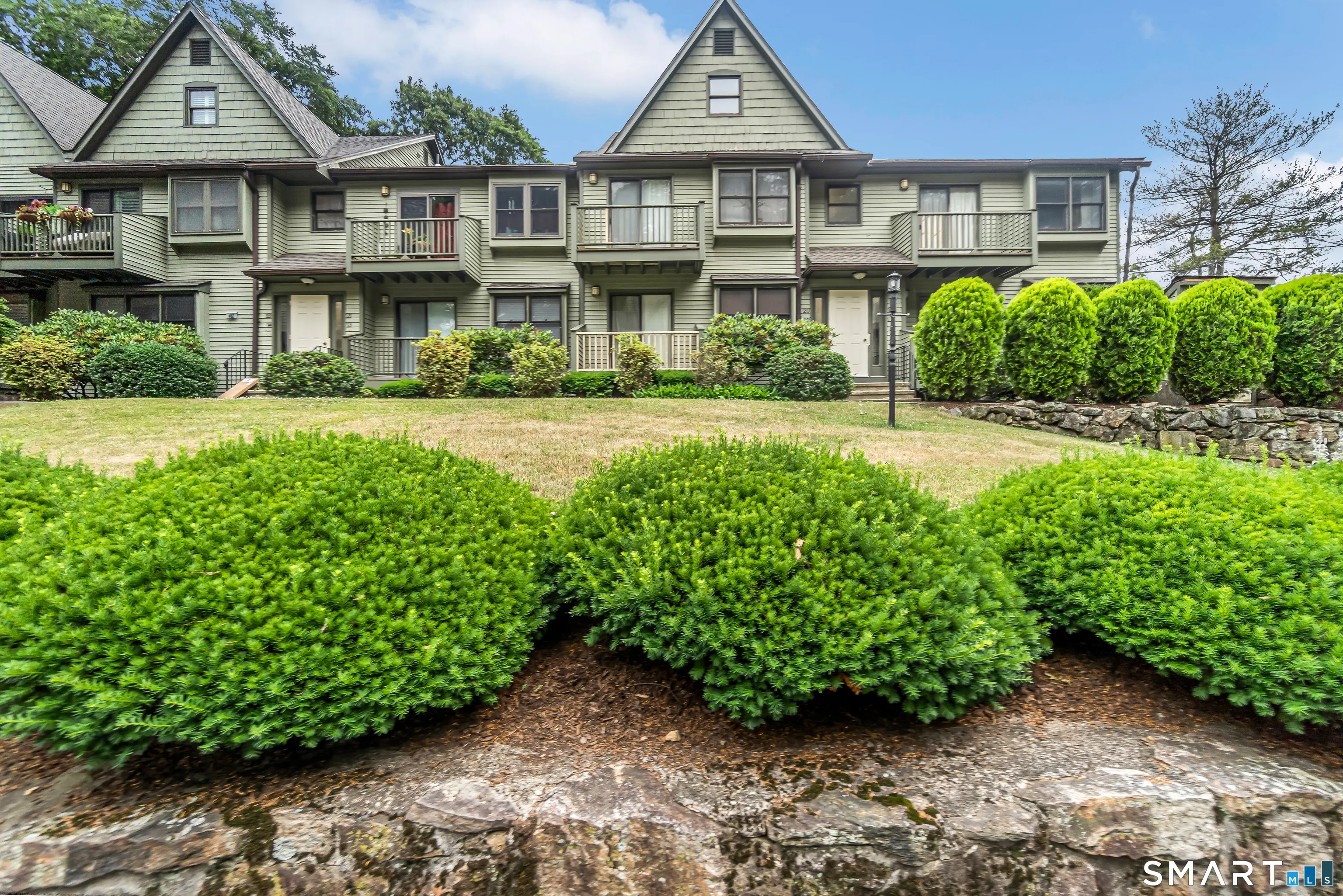 462 Glendale Avenue 20, Bridgeport
