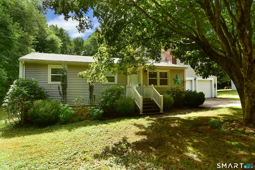 50 Doubleday Road, Columbia
