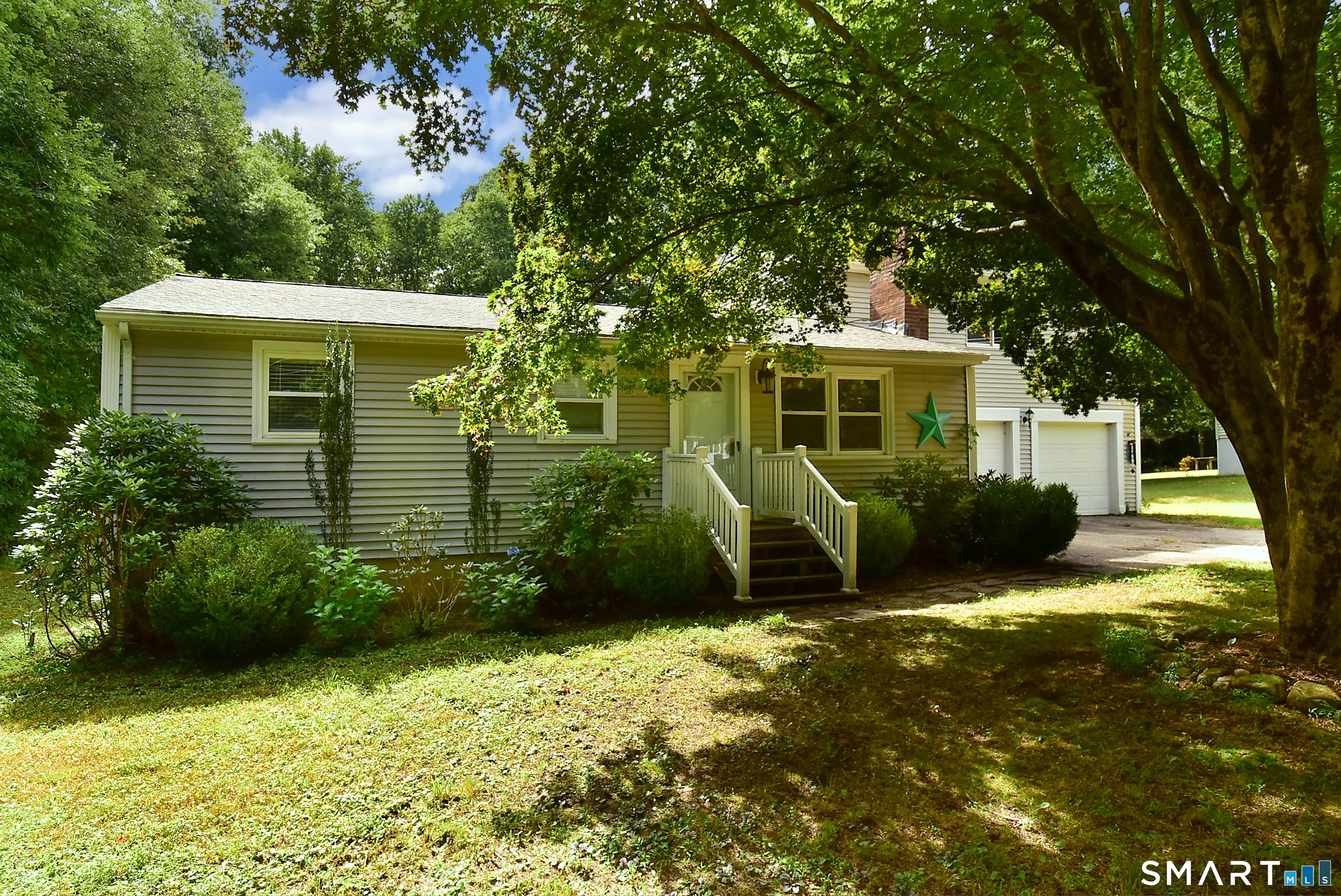 50 Doubleday Road, Columbia