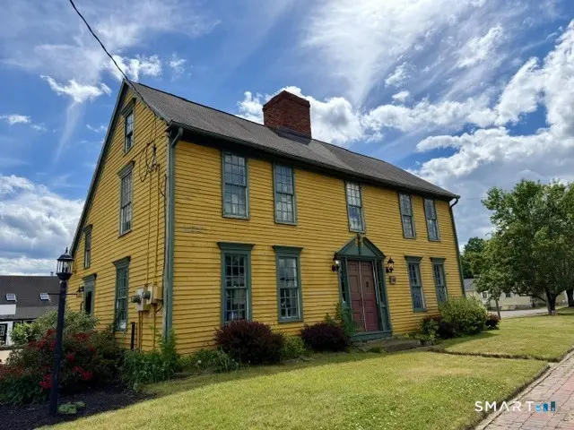 596 Main Street, Somers