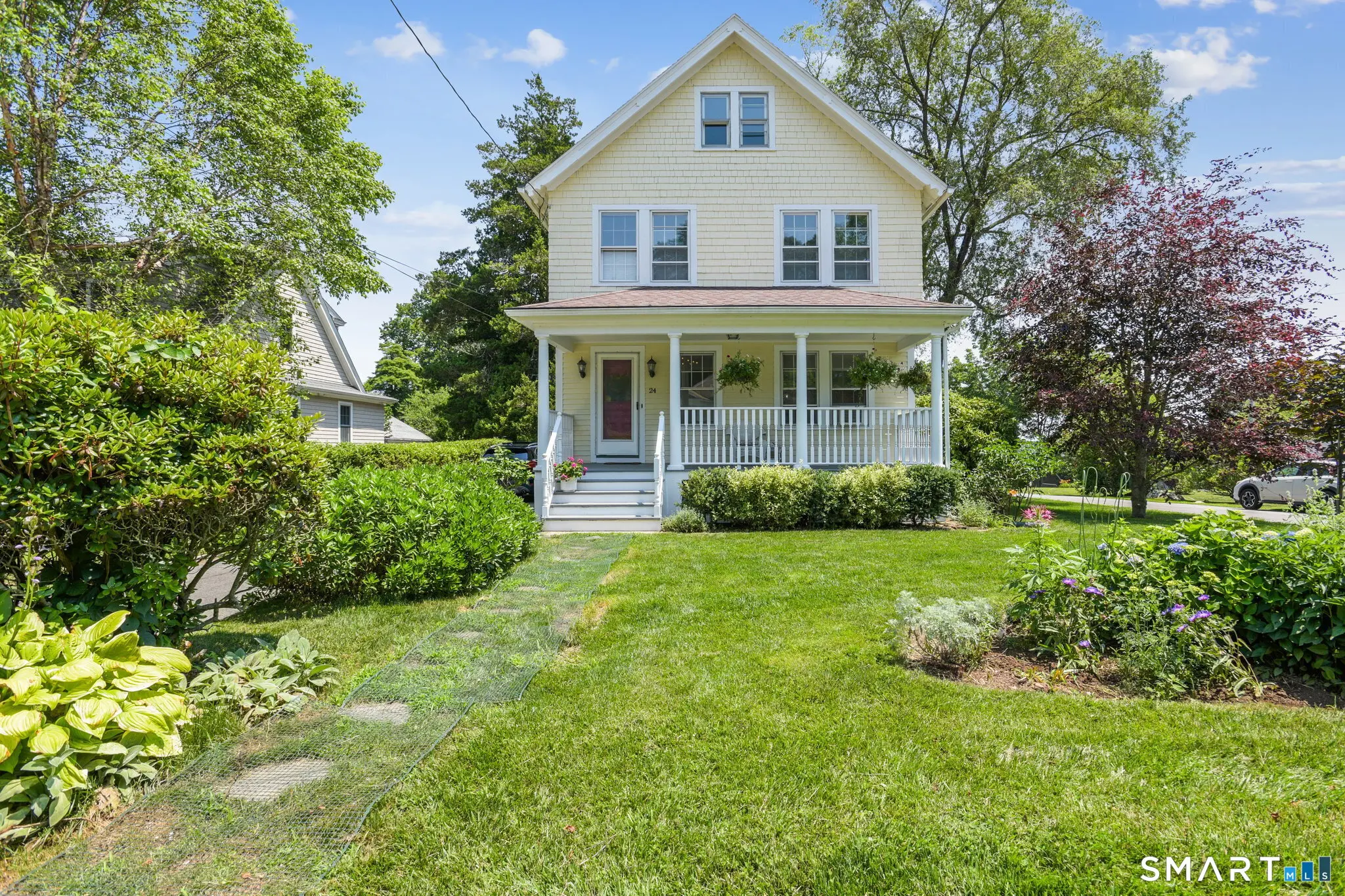 24 Warren Avenue, Groton