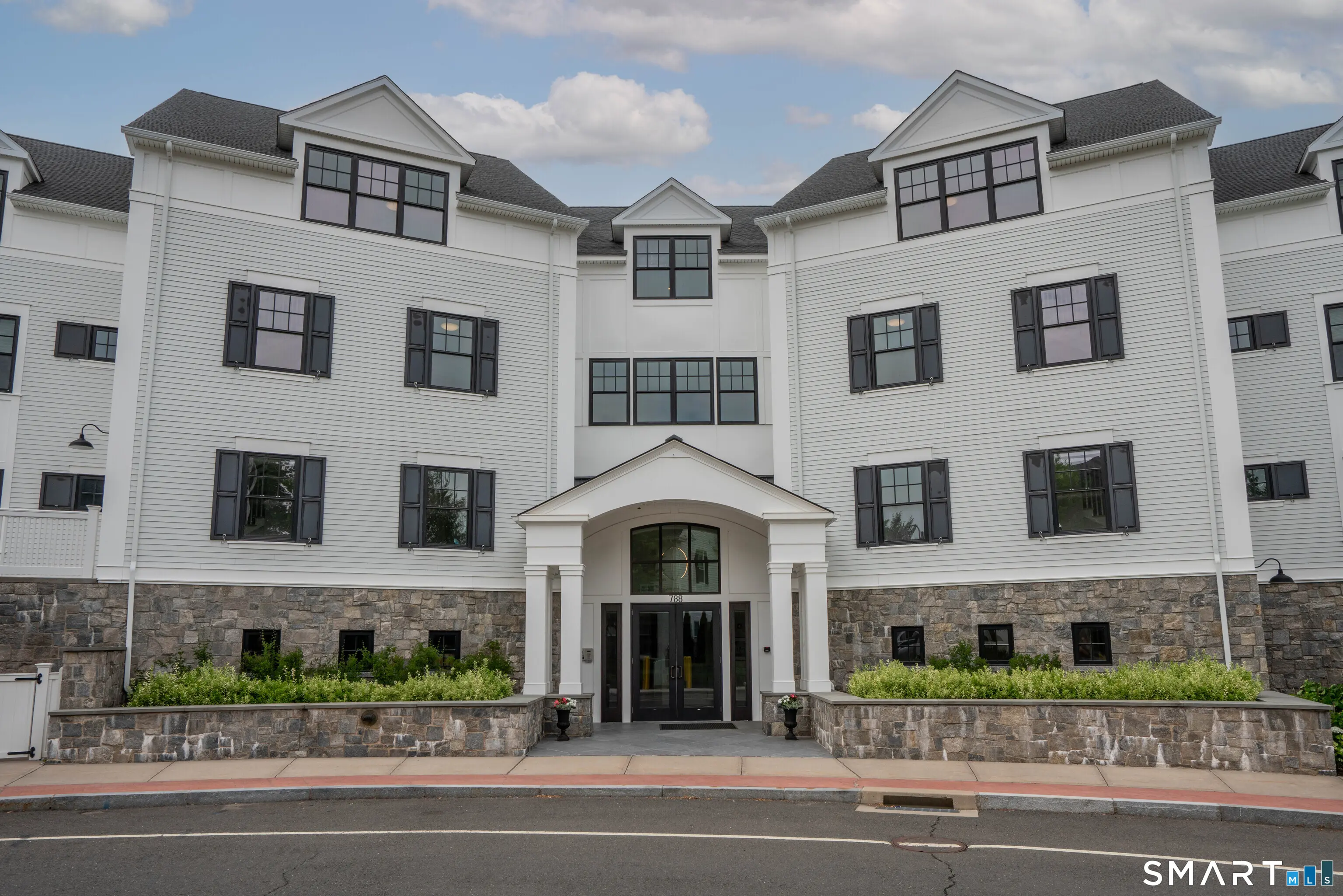 788 Farmington Avenue 303, Farmington