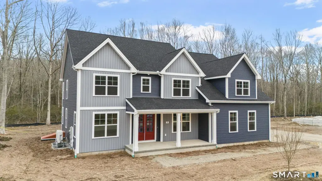 6 Twin Valley Road, East Lyme