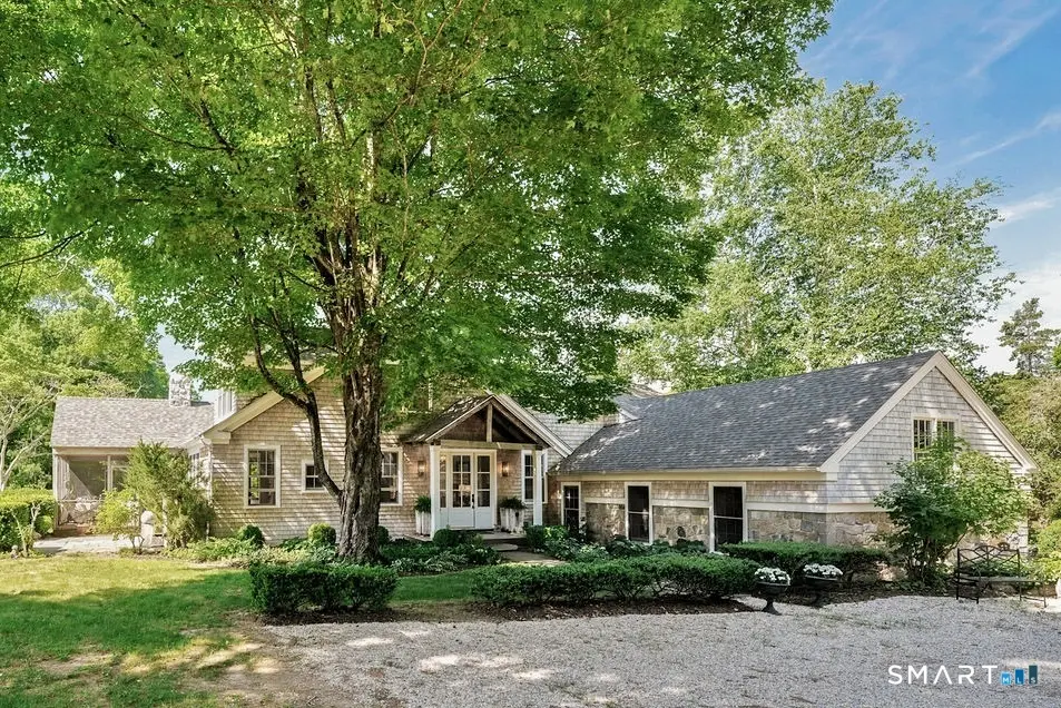 261-1 Grassy Hill Road, Lyme