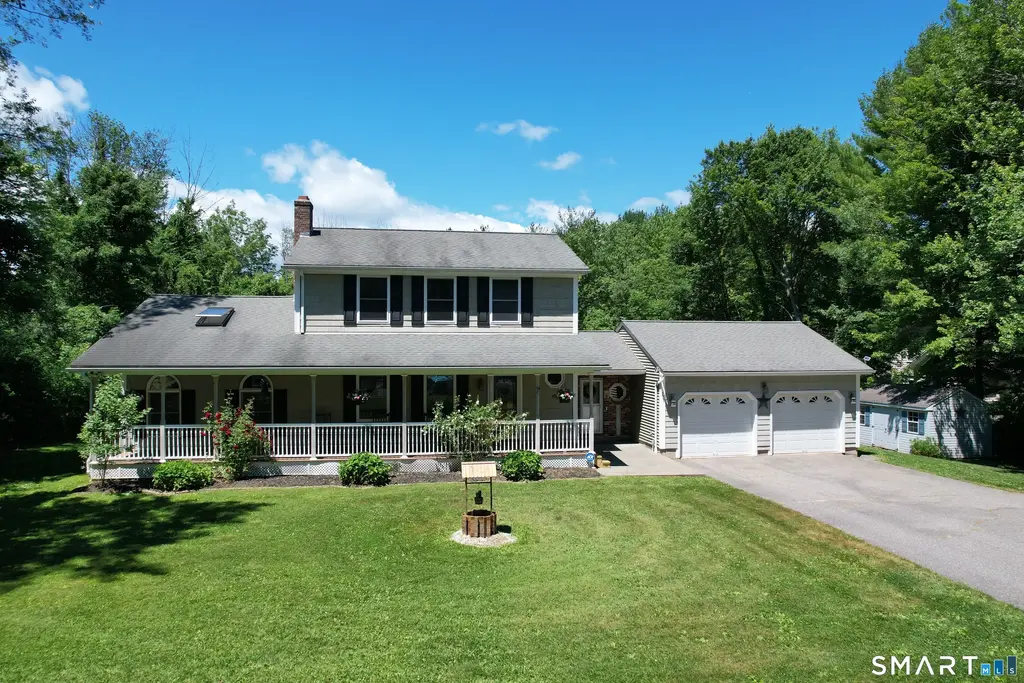 237 Wallens Hill Road, Winchester
