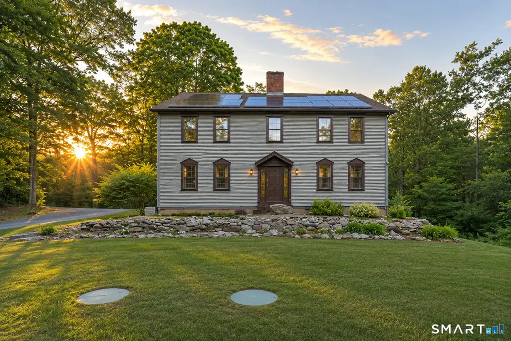 6 Huntington Drive, Somers