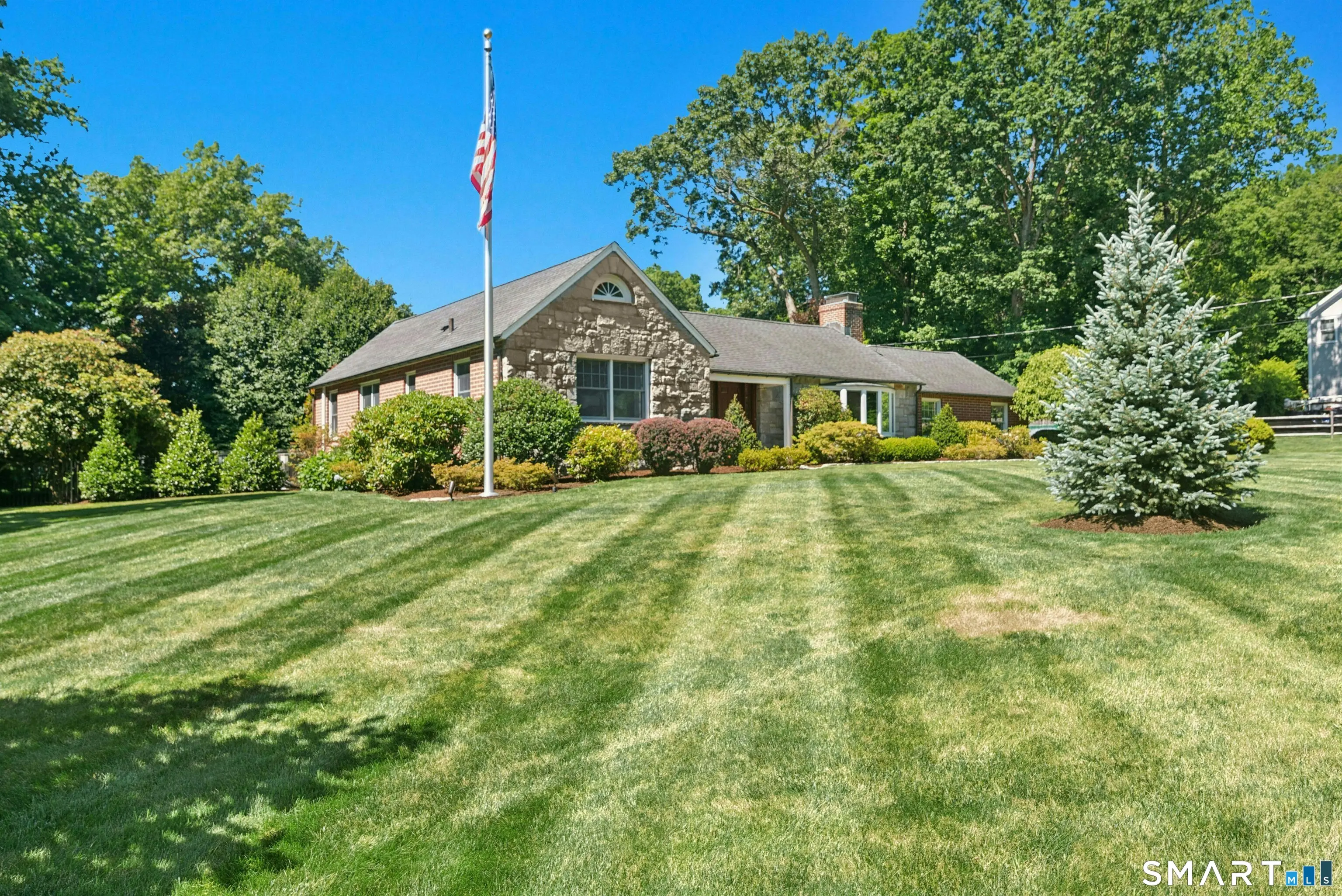 211 Old Norwalk Road, New Canaan