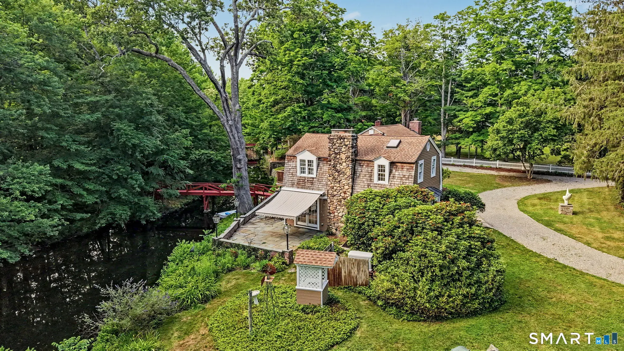 44 Redding Road, Easton