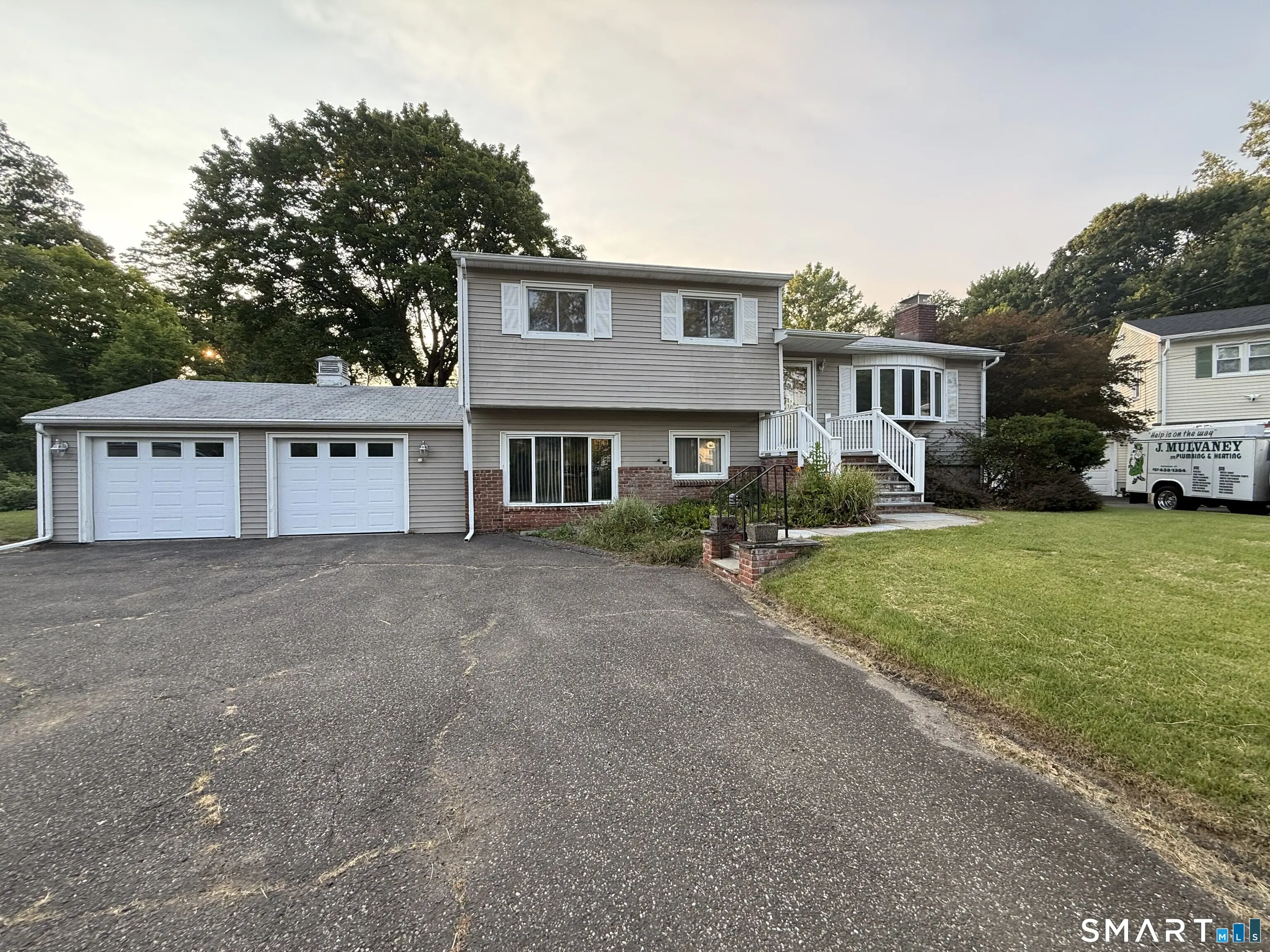 3 Victor Drive, Ridgefield