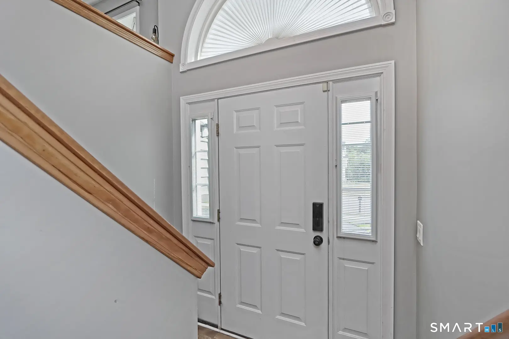 2 Cordone Circle, West Haven