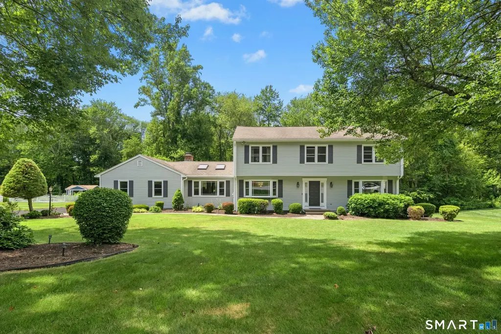 33 Shawnee Lane, Monroe