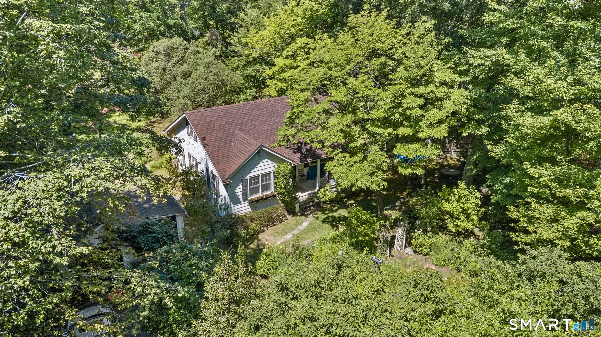 158 Spring Water Lane, New Canaan