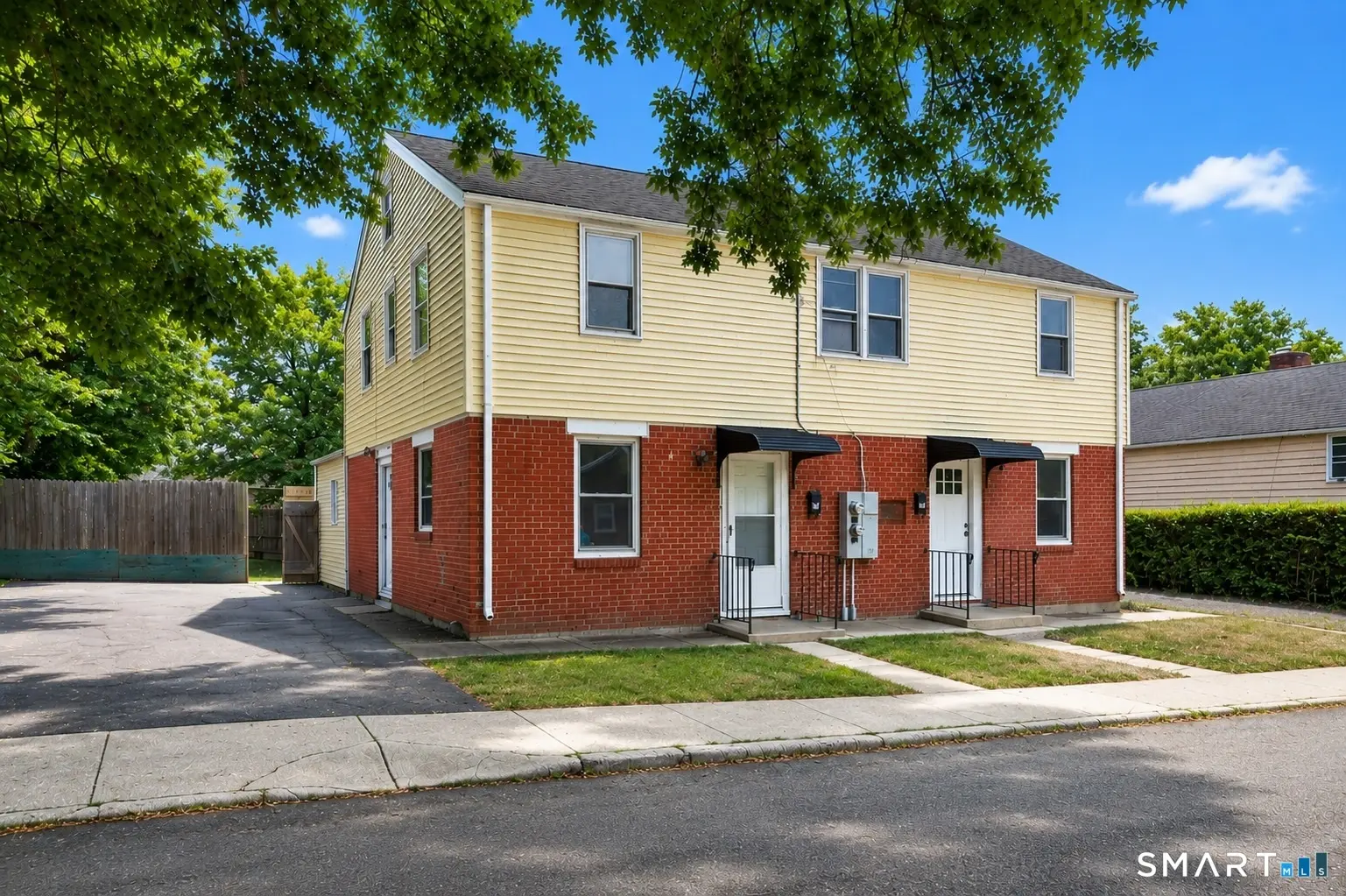 150-152 Alexander Drive, Bridgeport