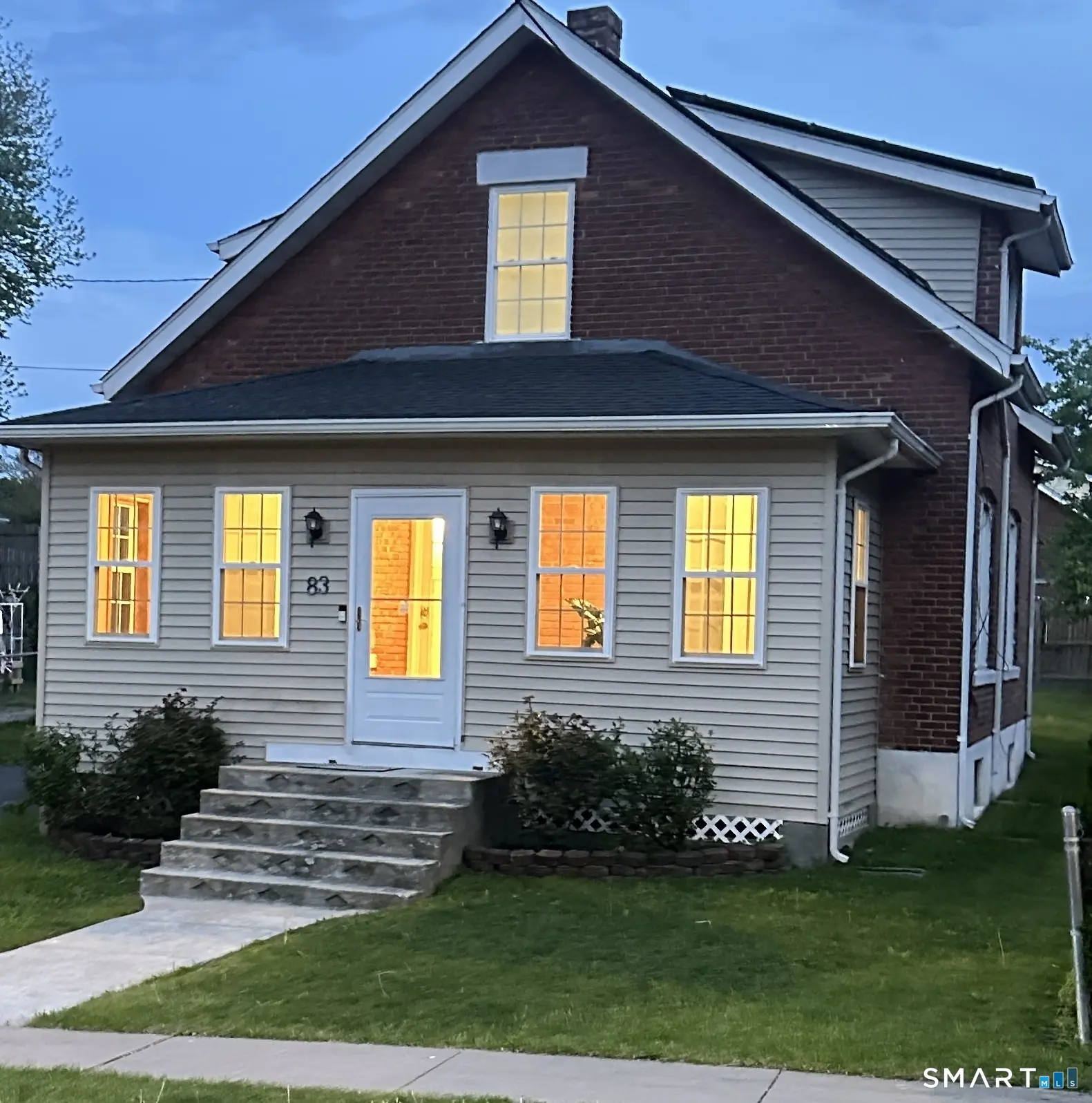83 Faneuil Street, Windsor