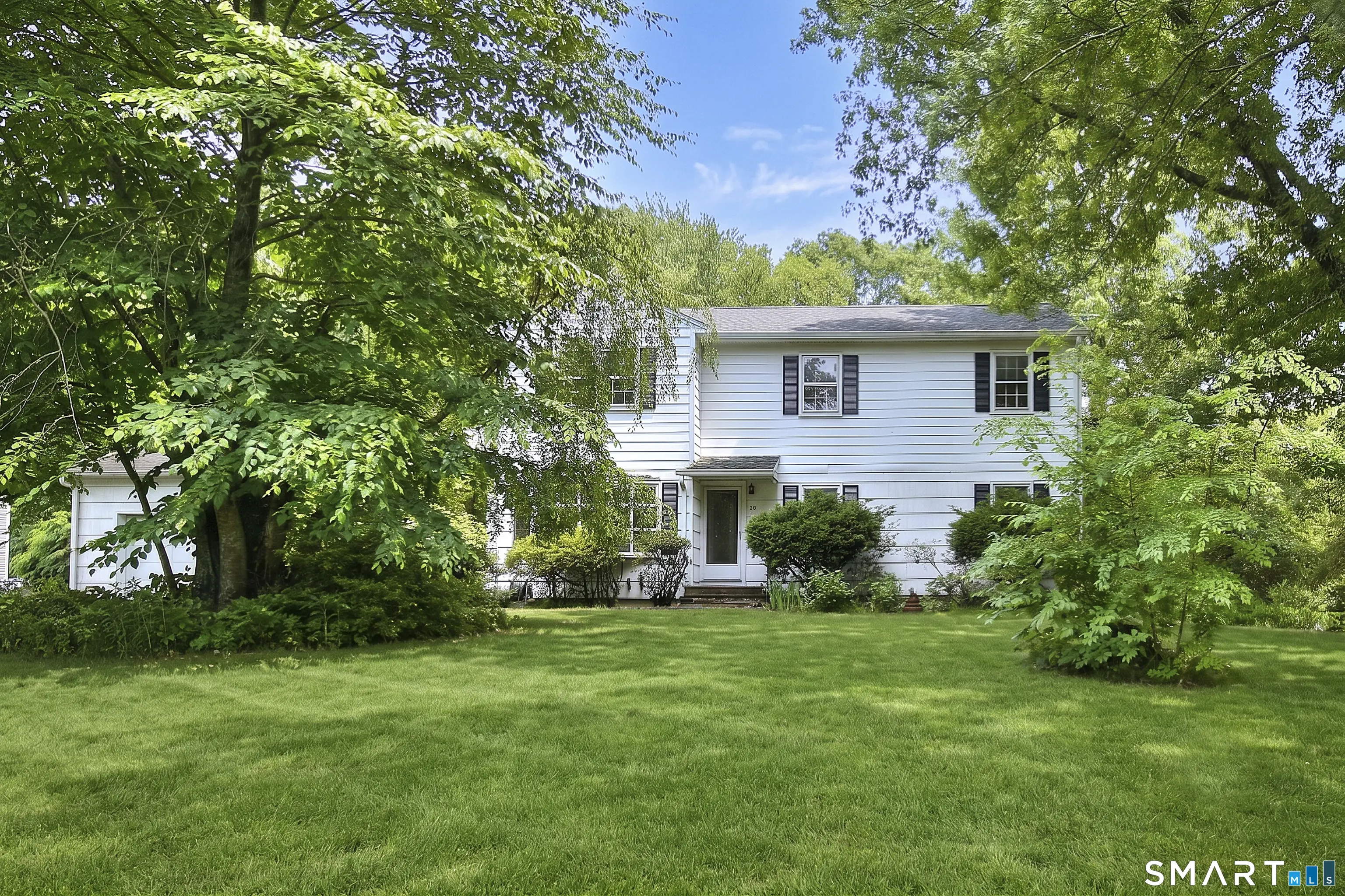 64 Russ Road, Trumbull