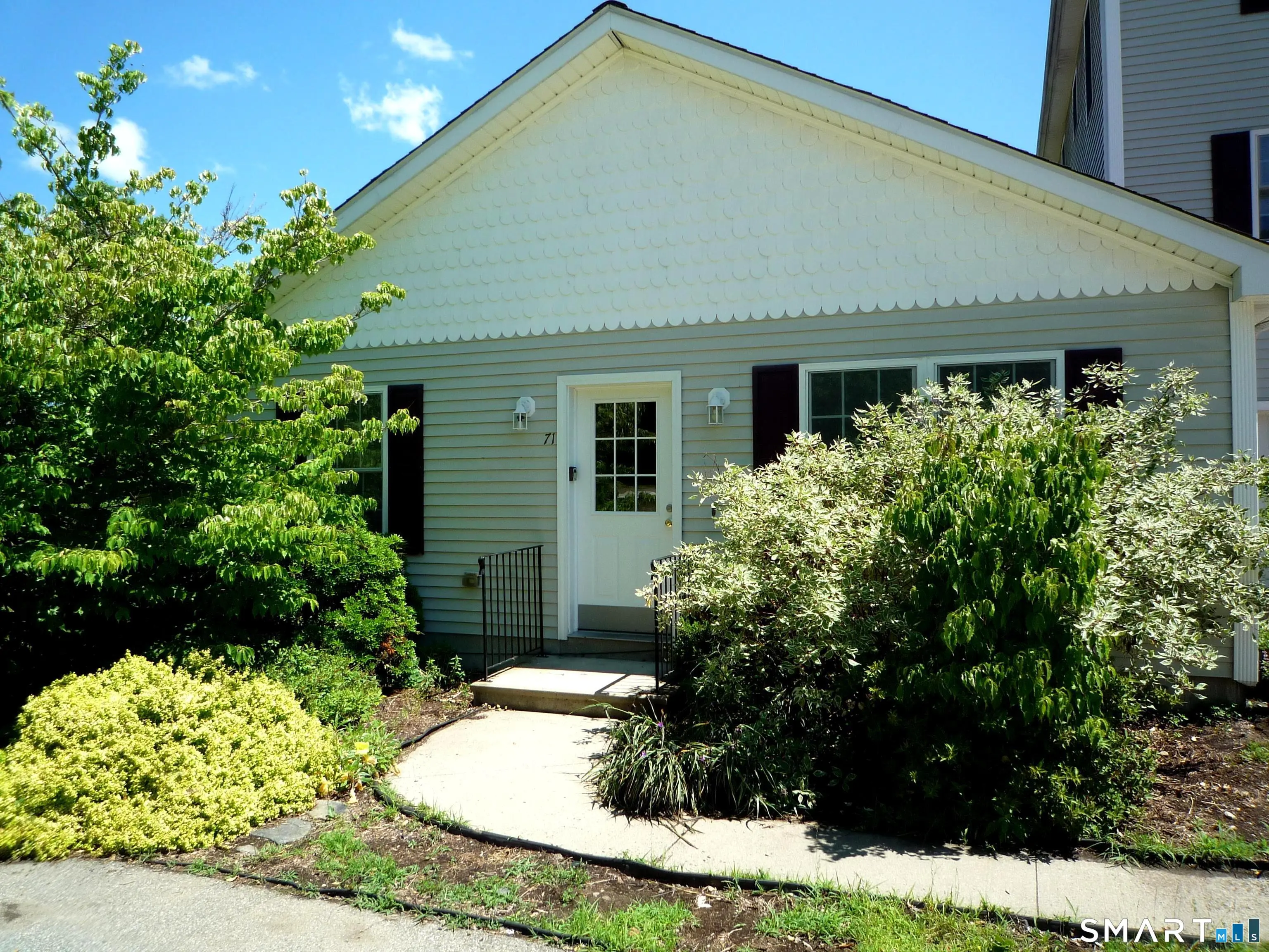 71 Sachem Drive 71, Plainfield