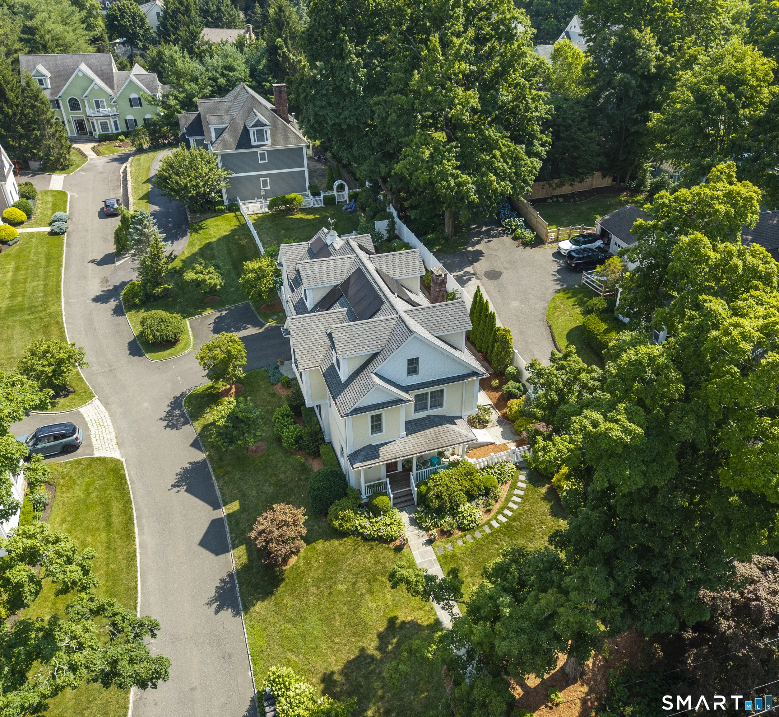 43 Catoonah Street, Ridgefield