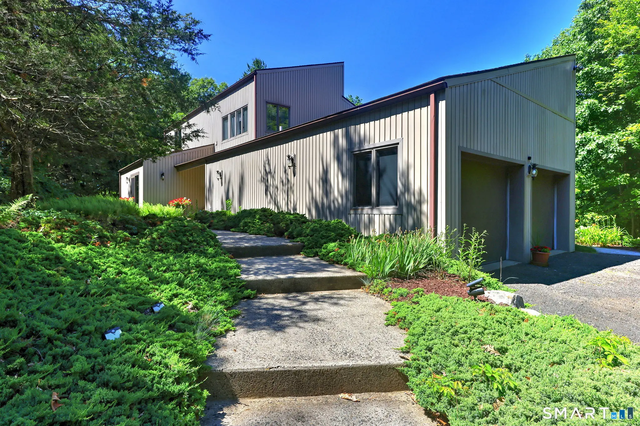 151 Cheshire Road, Bethany