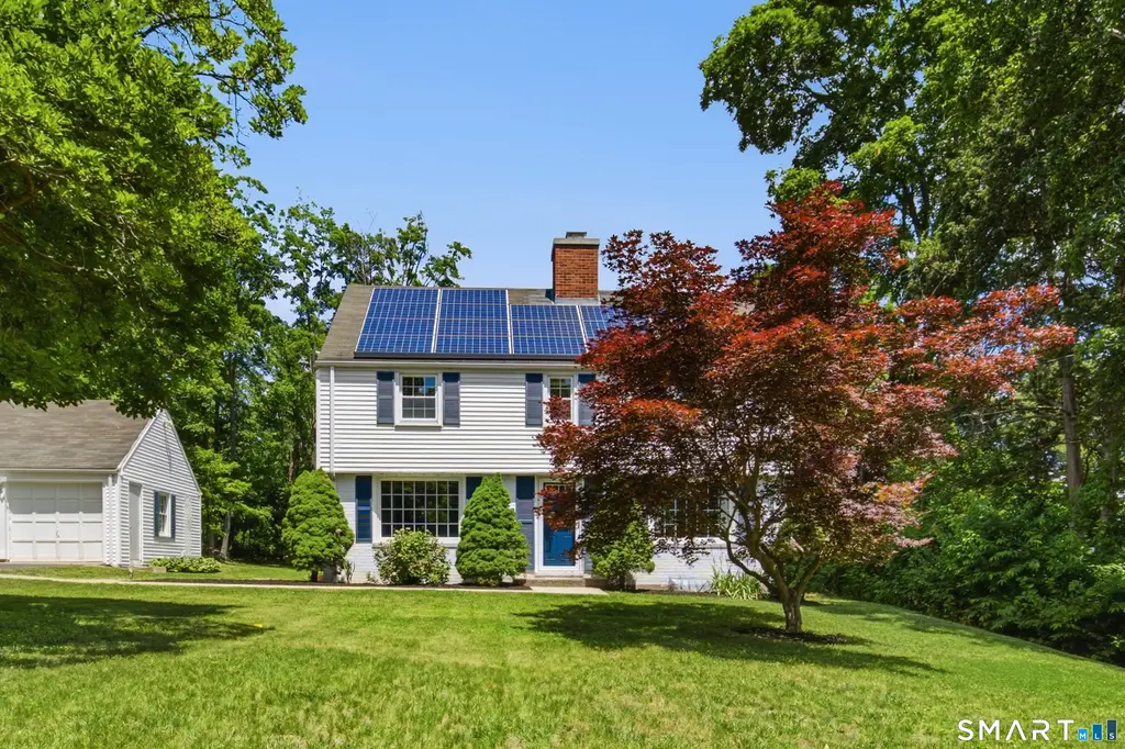 69 South Mountain Drive, New Britain