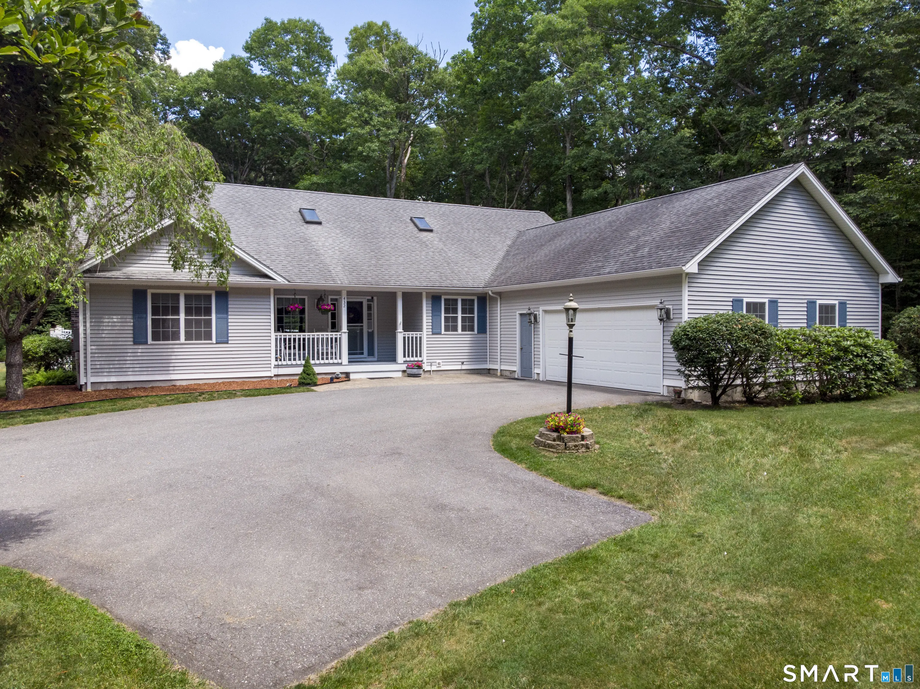 432 Green Hollow Road, Killingly