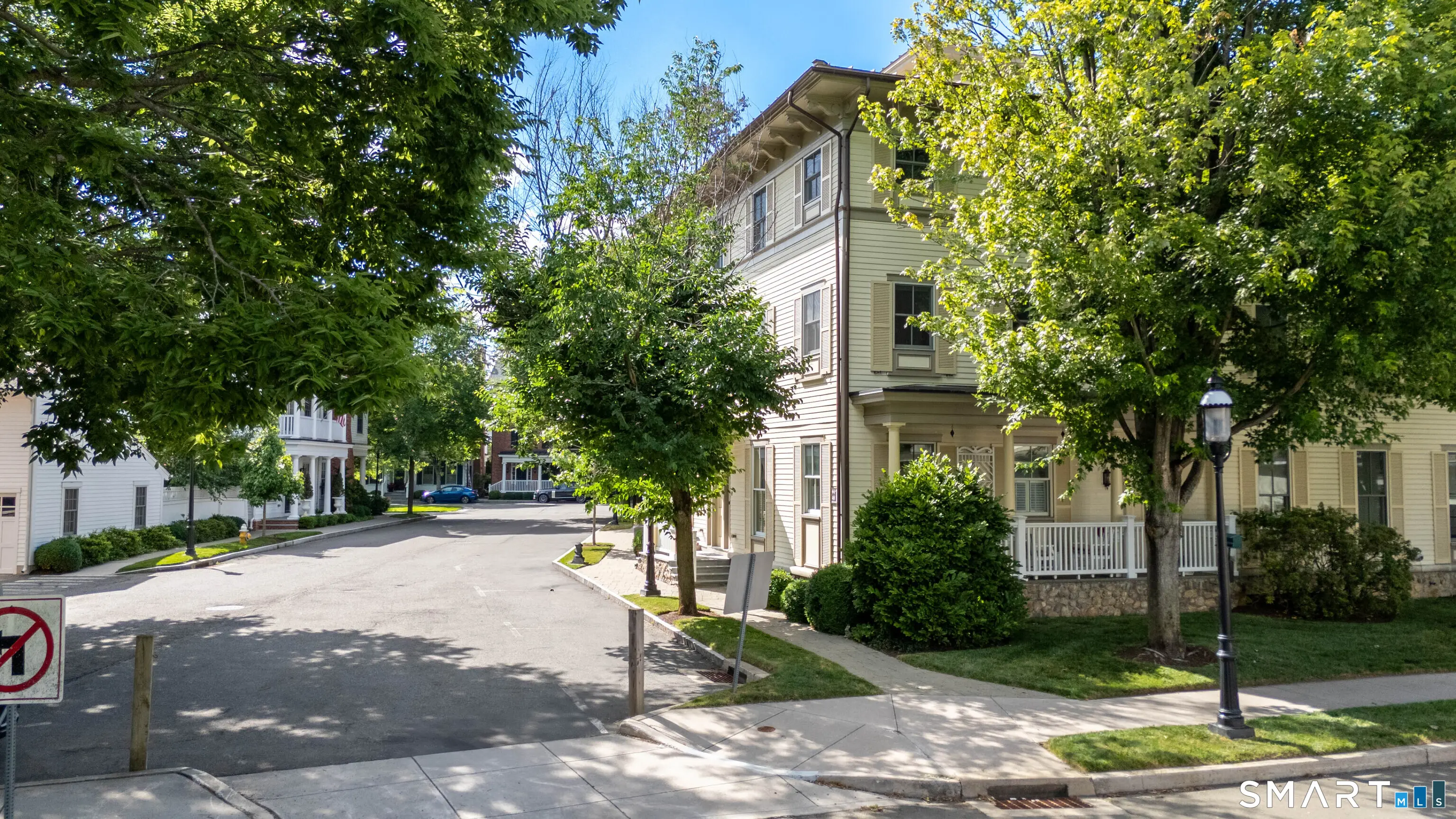 44 Elmwood Drive 44, Fairfield