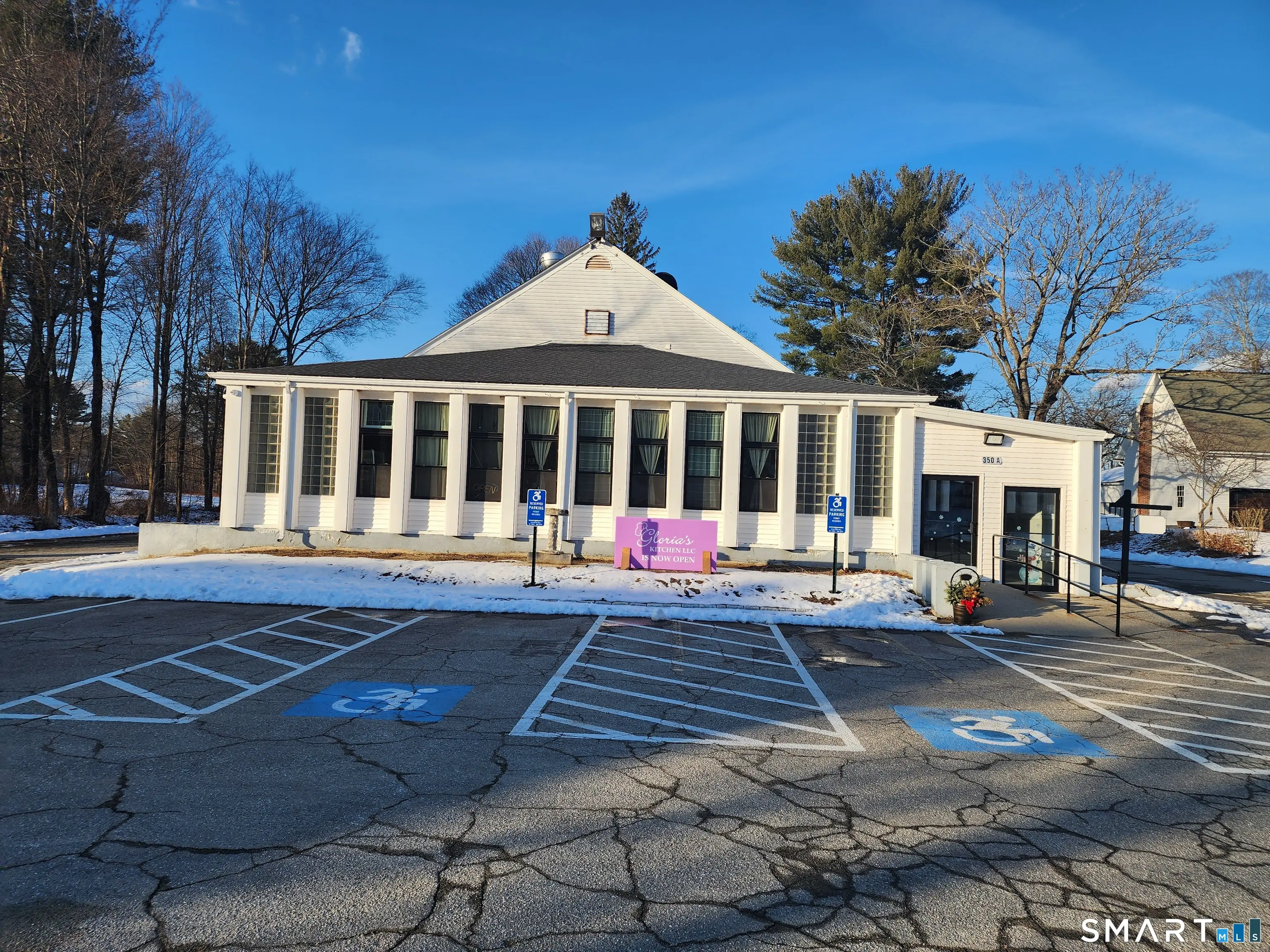 350 Hartford Pike, Killingly