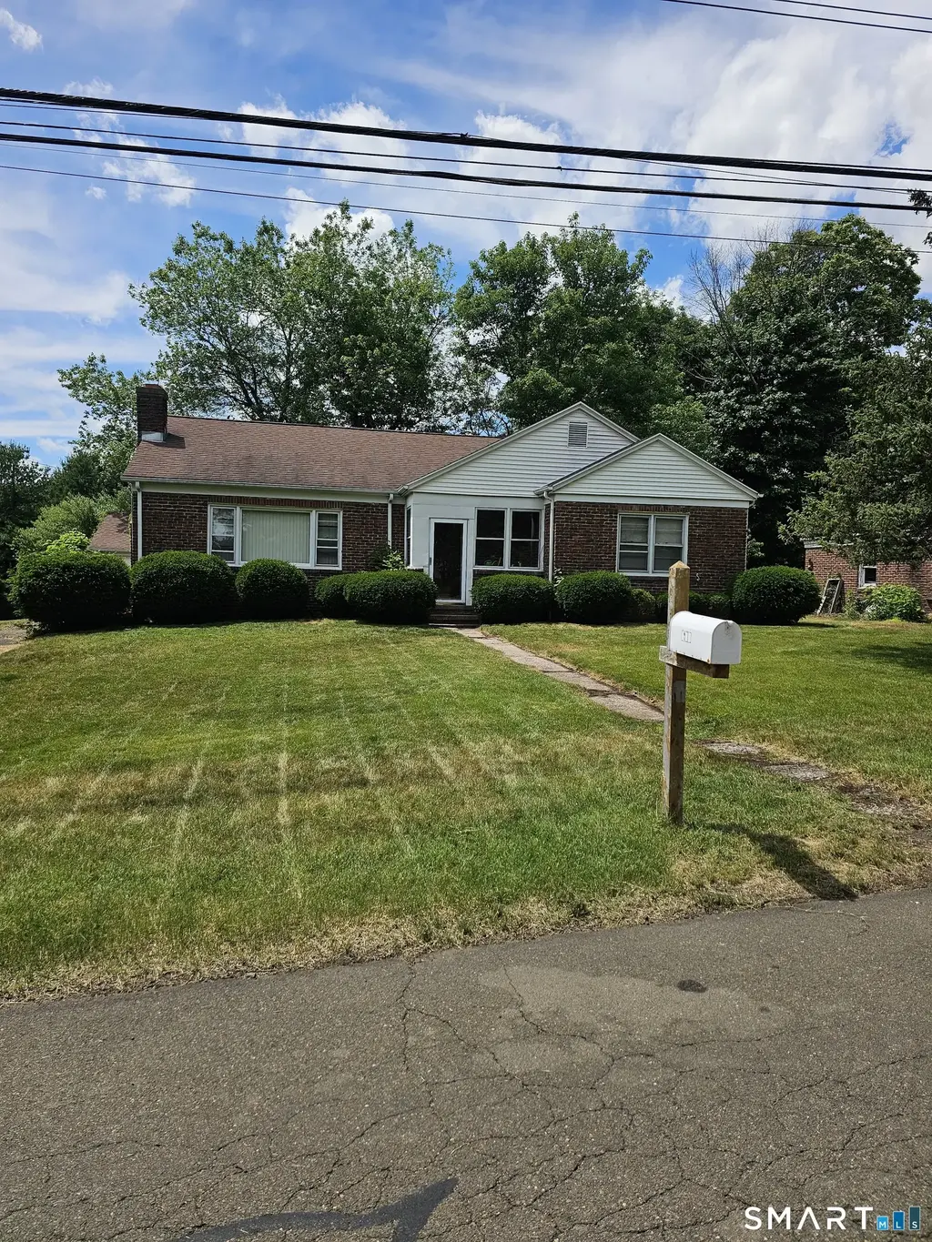 849 Wintergreen Avenue, Hamden