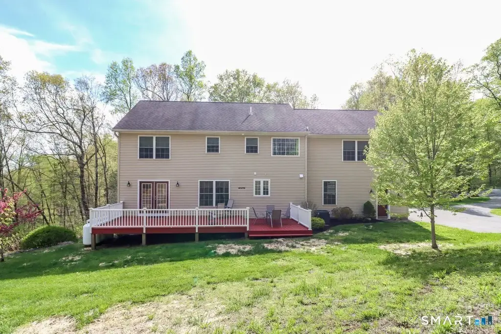 22 Big Bear Hill Road, New Milford