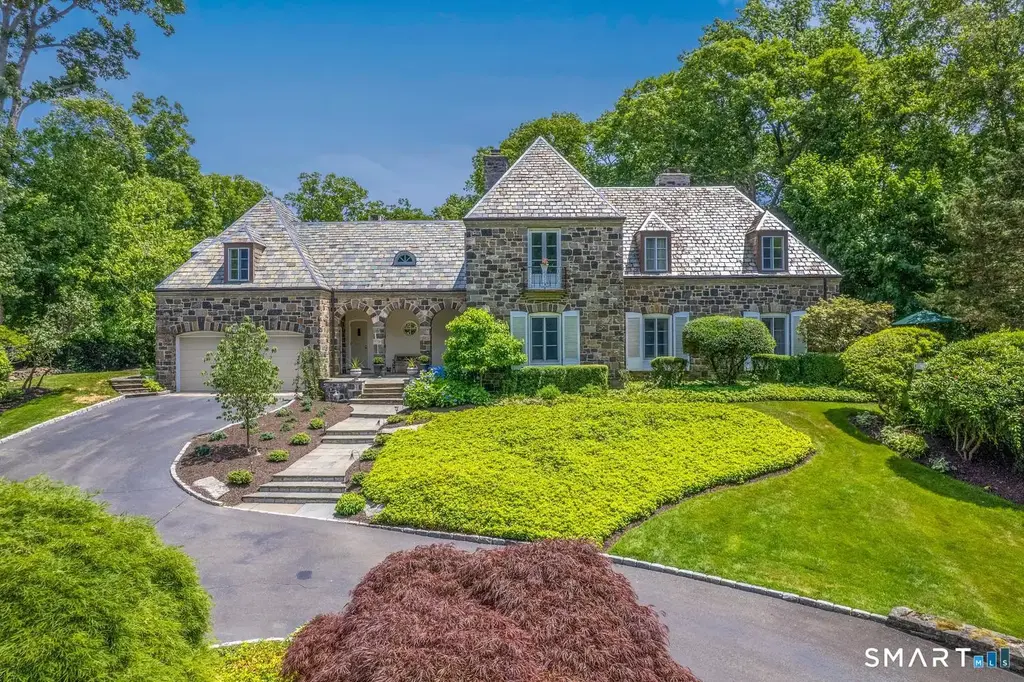 15 Wildcat Road, Darien
