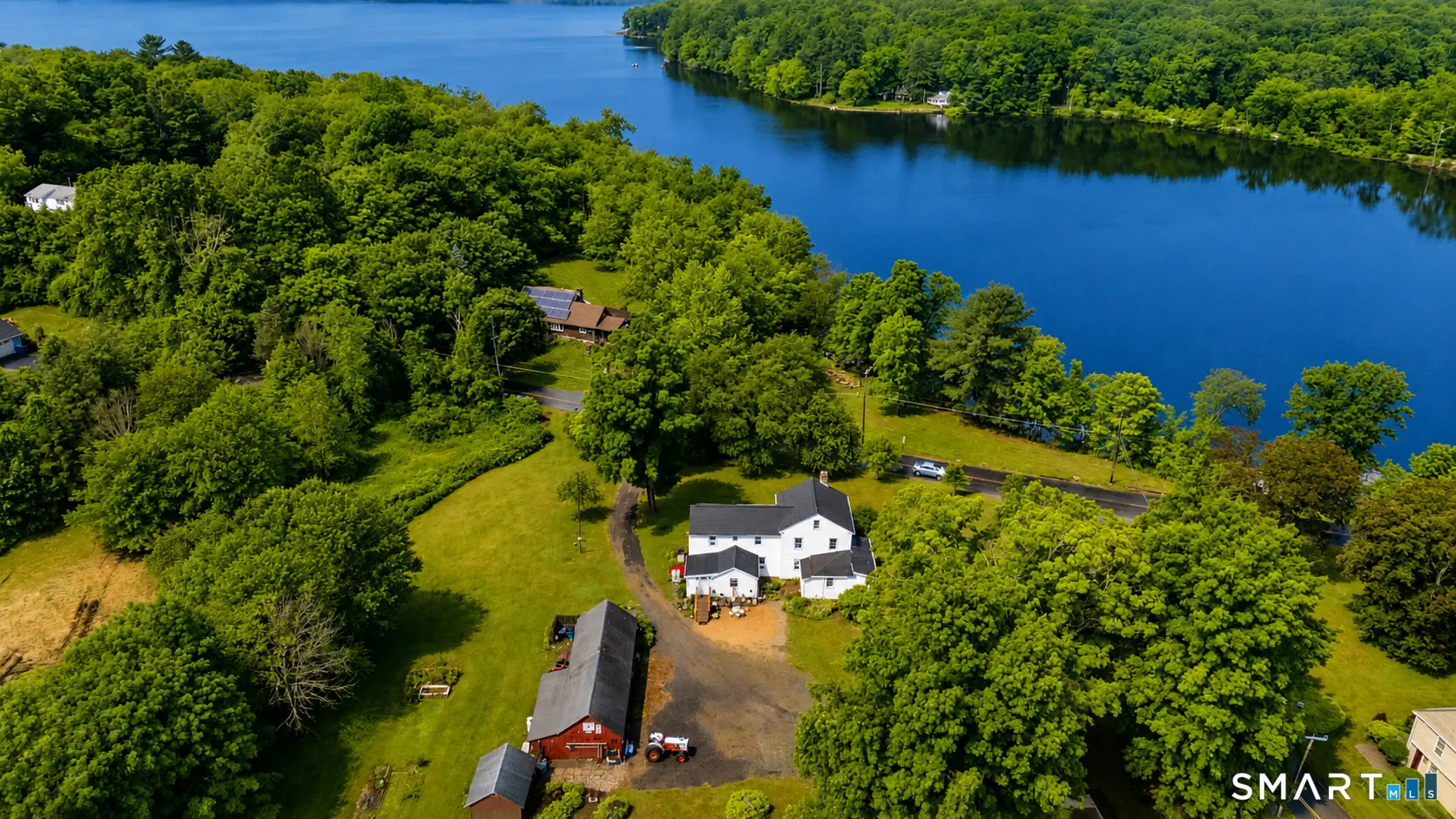 352 Shenipsit Lake Road, Tolland