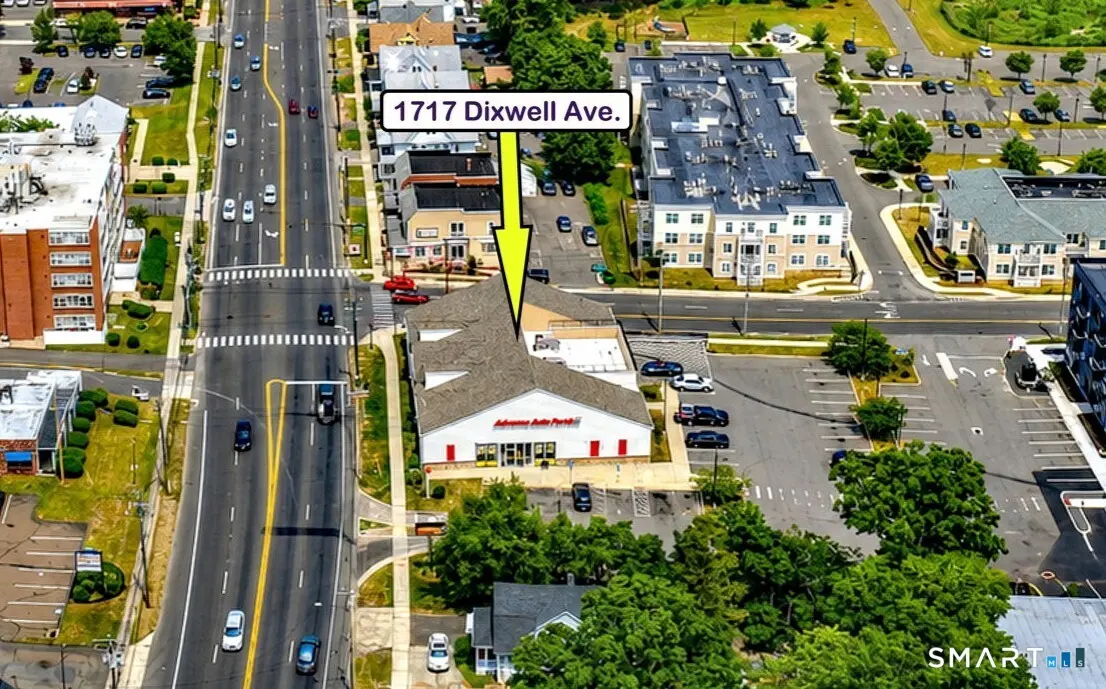 1717 Dixwell Avenue, Hamden