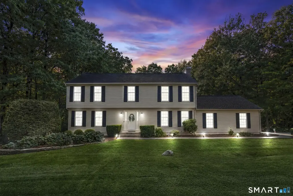 101 Wedgewood Road, Southington