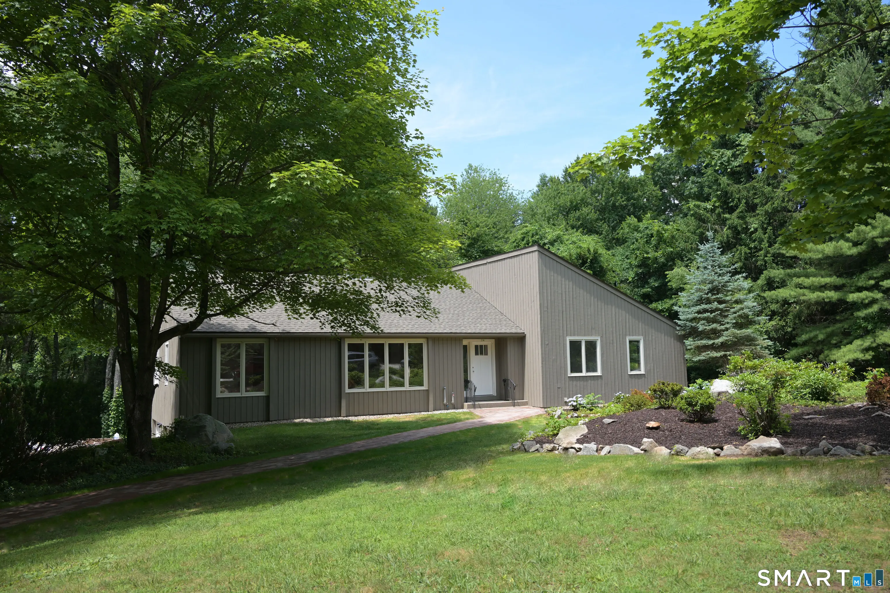 114 Cold Spring Road, Avon