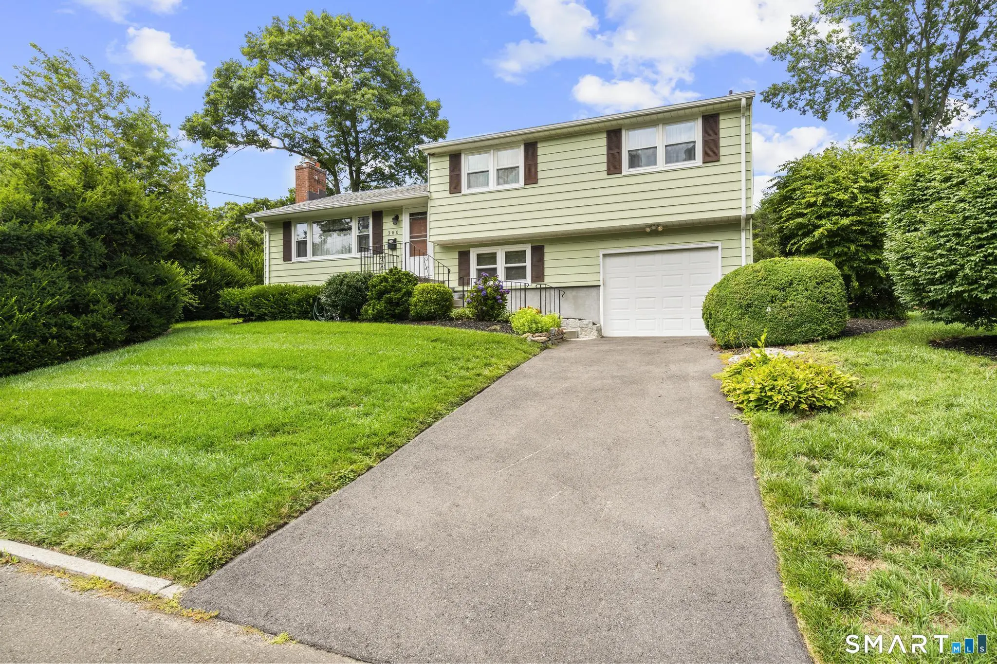 380 Overland Drive, Stratford
