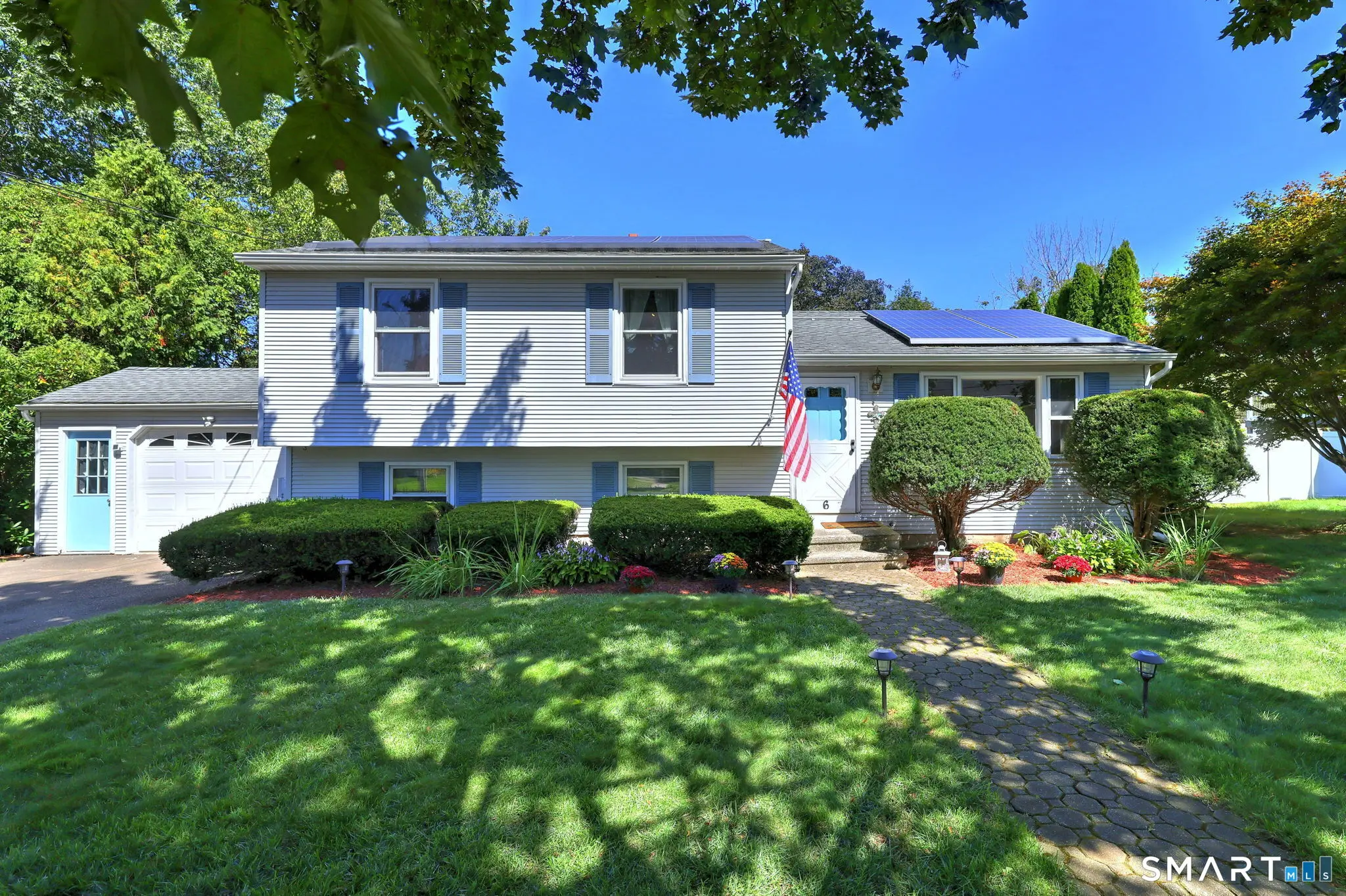 6 Ferguson Road, Hamden
